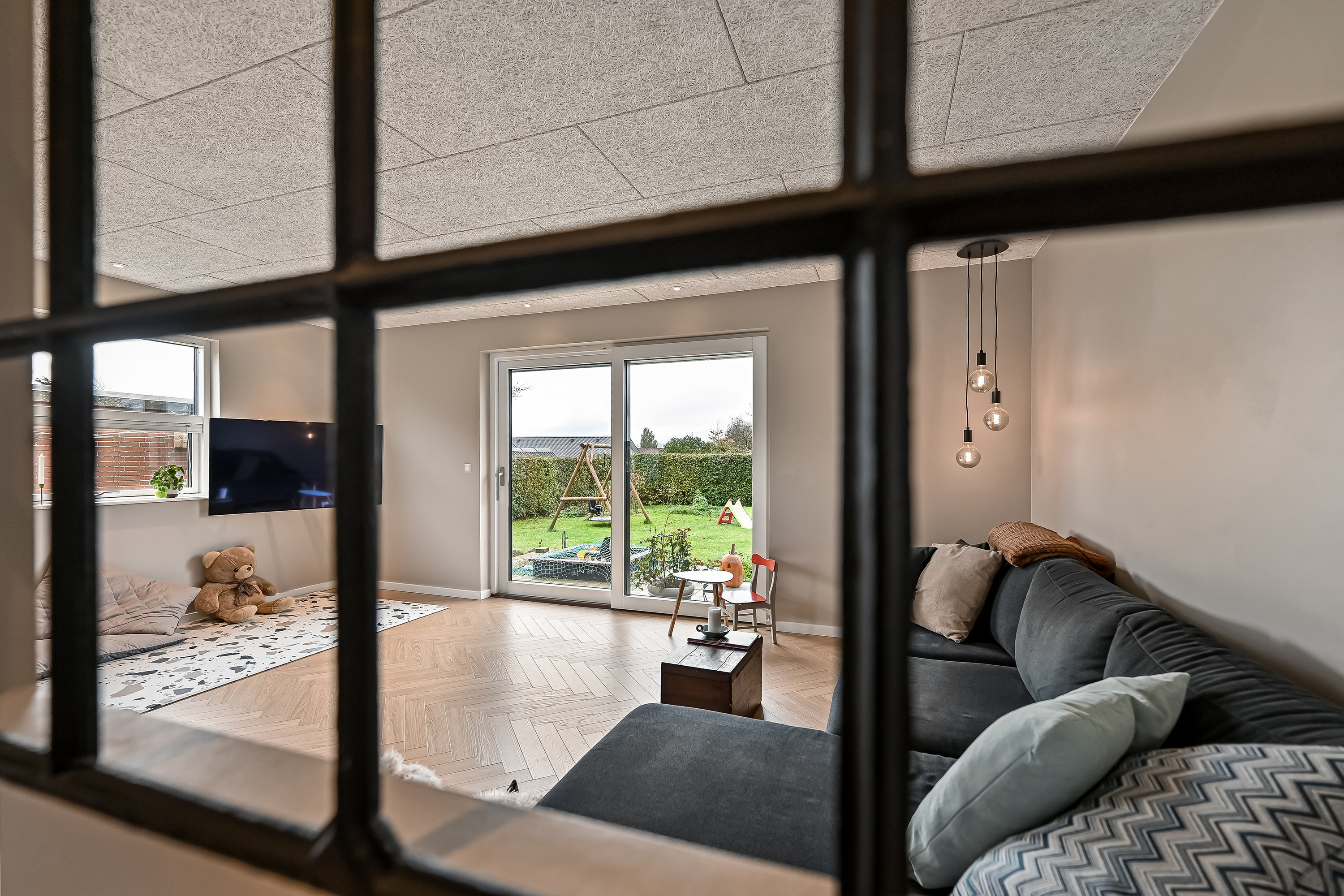 Fremhævet stue billede i fuldskærmstilstand. Billede af Brogårdvej 5, Tjørring, 7400 Herning