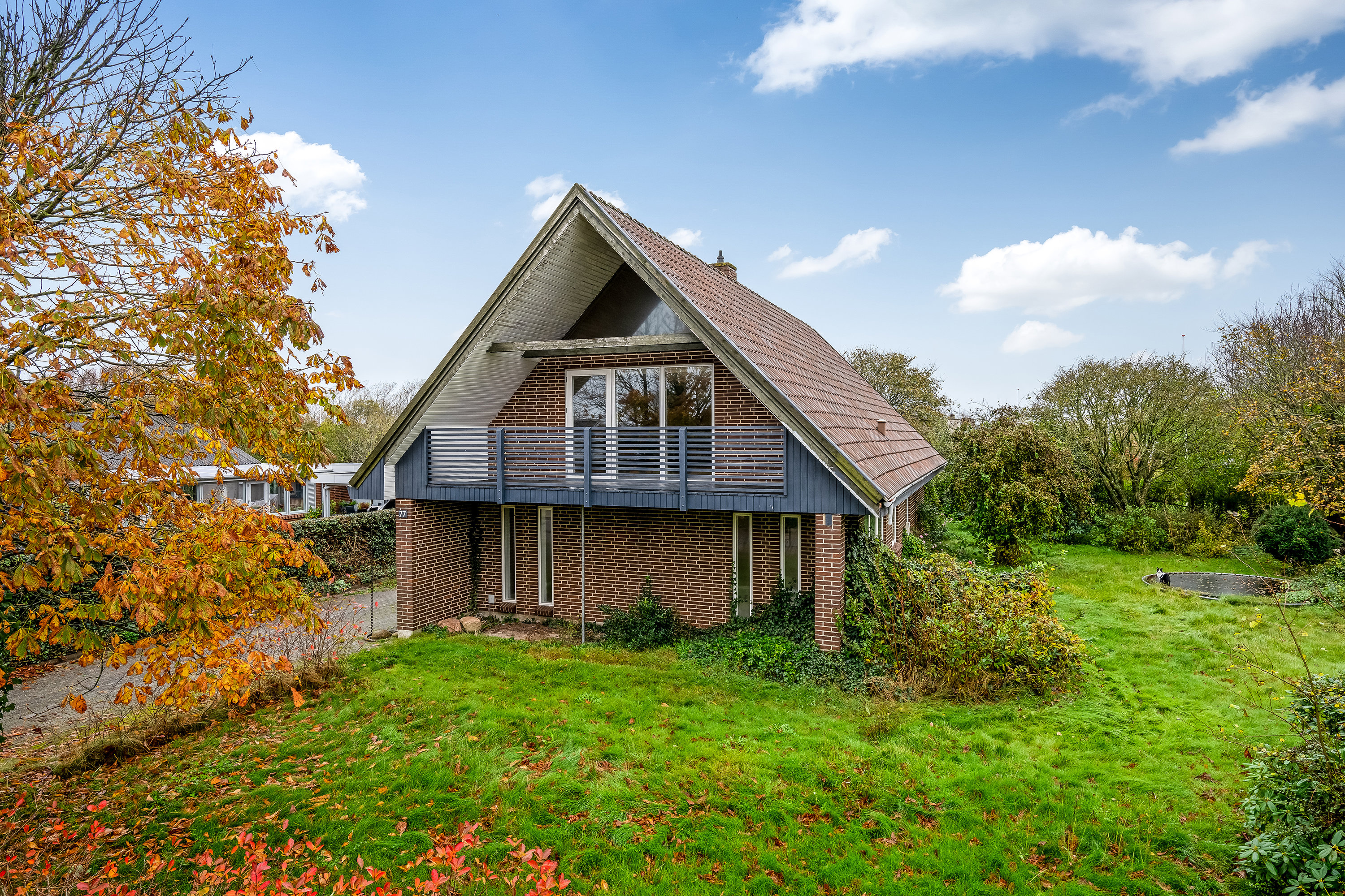 Miniaturebillede 1: facade. Billede af Velling Kirkeby 77, Velling, 6950 Ringkøbing