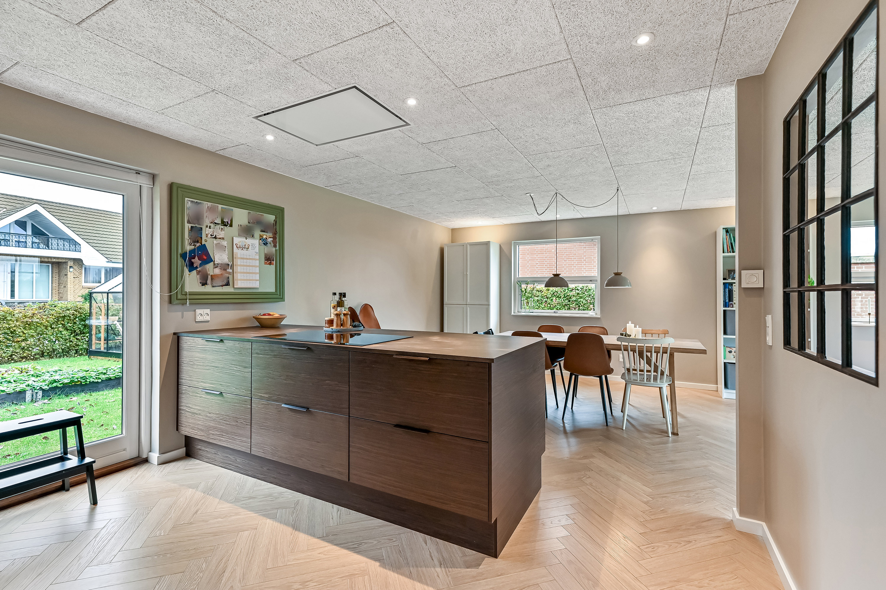 Fremhævet køkken billede i fuldskærmstilstand. Billede af Brogårdvej 5, Tjørring, 7400 Herning