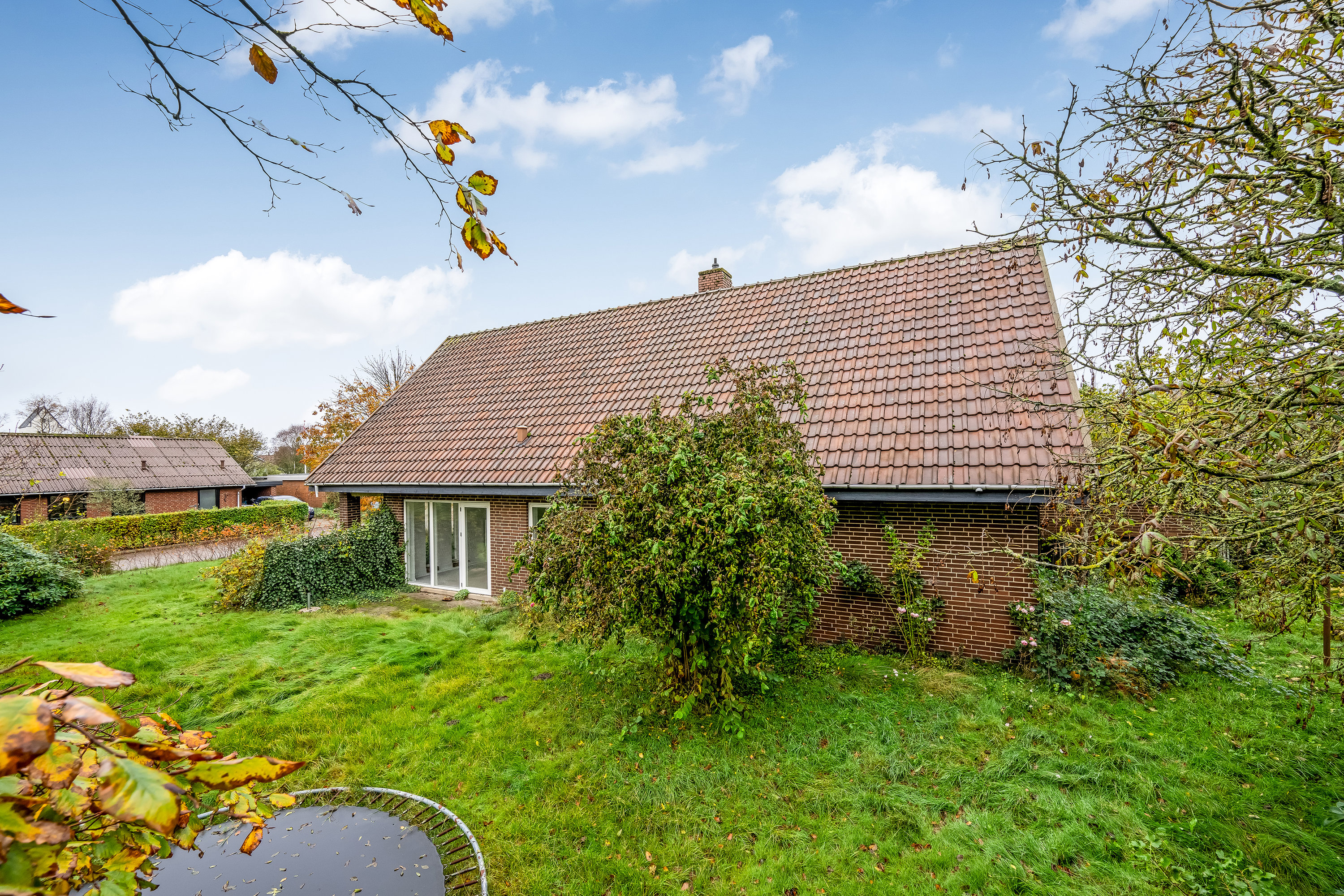 Miniaturebillede 2: facade. Billede af Velling Kirkeby 77, Velling, 6950 Ringkøbing