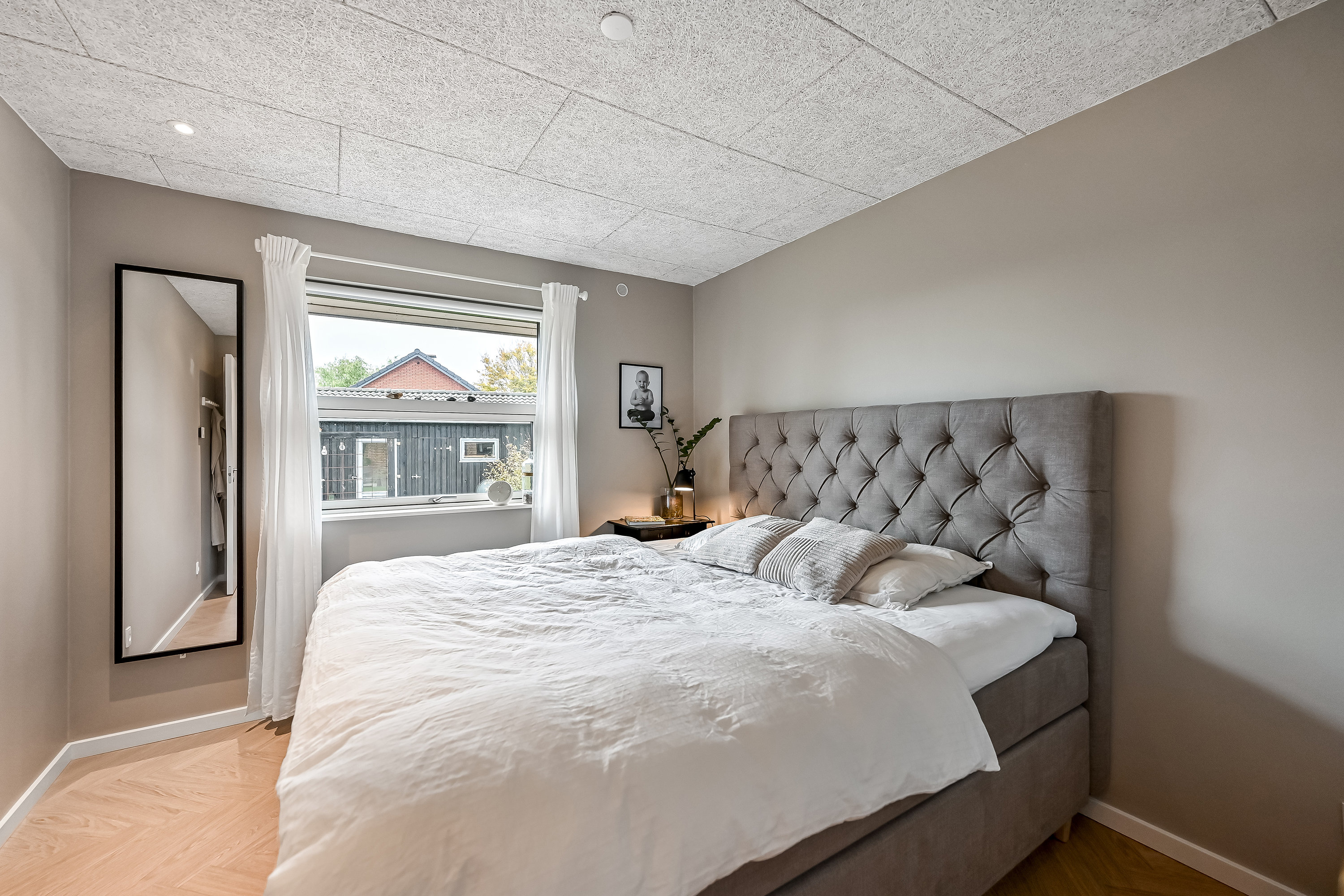 Fremhævet soveværelse billede i fuldskærmstilstand. Billede af Brogårdvej 5, Tjørring, 7400 Herning