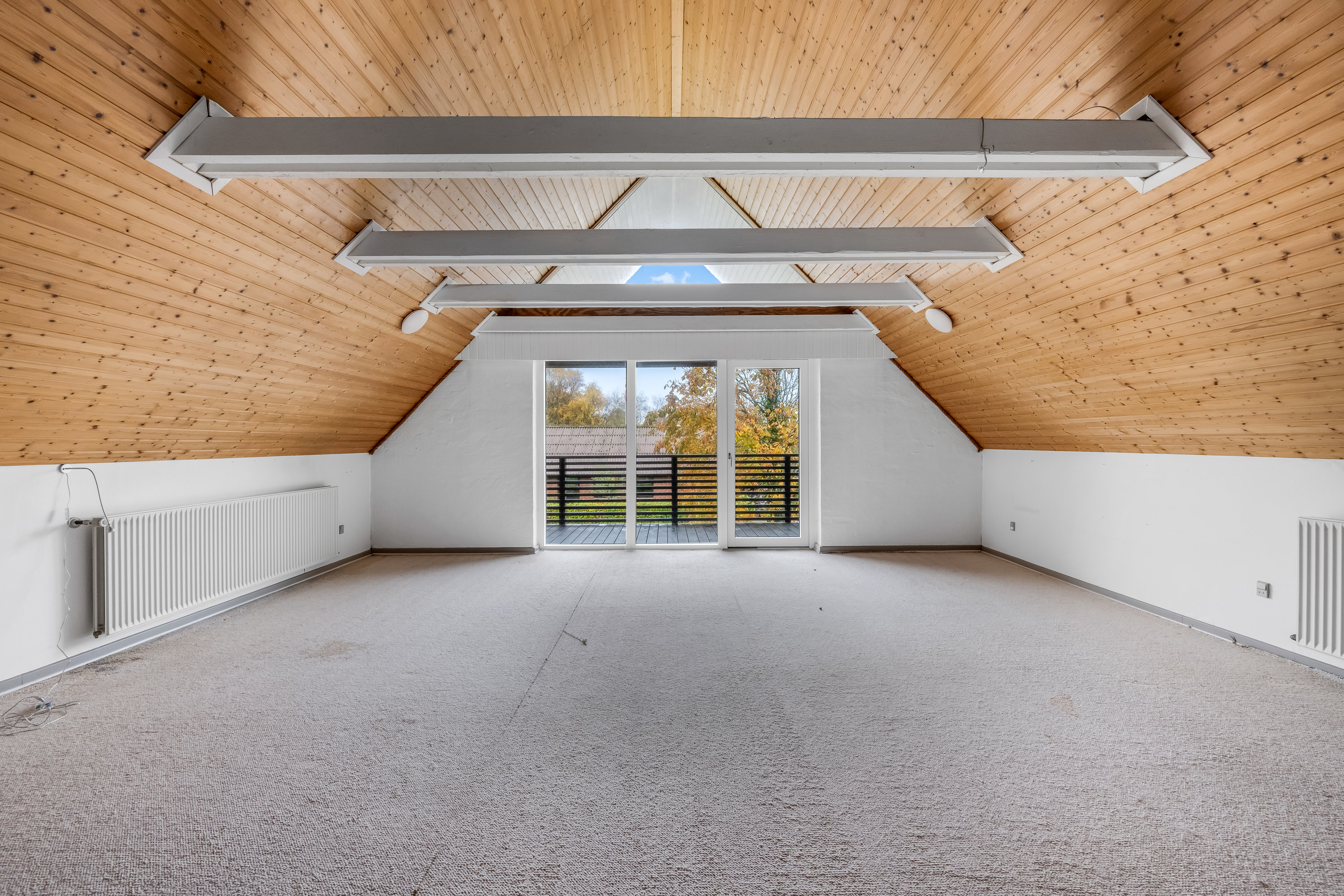 Fremhævet stue billede i fuldskærmstilstand. Billede af Velling Kirkeby 77, Velling, 6950 Ringkøbing