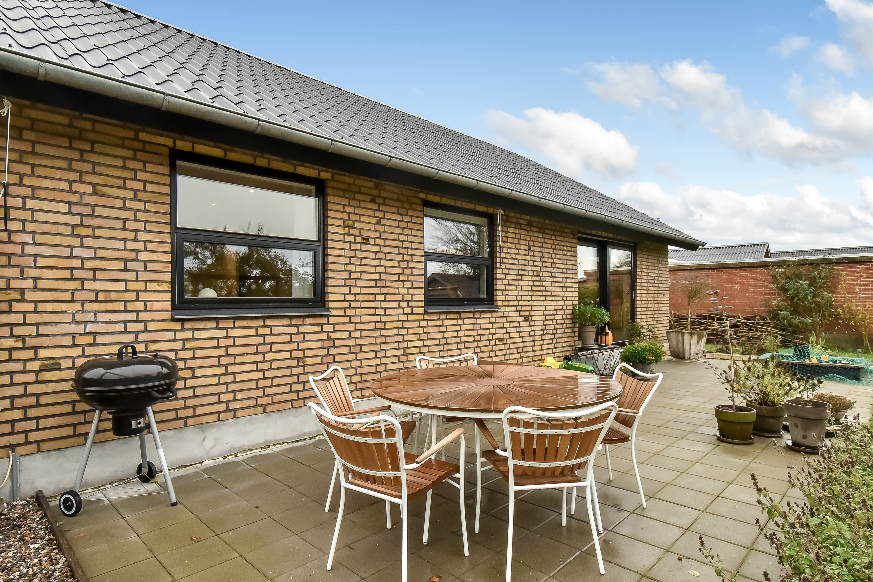 Fremhævet terrasse billede i fuldskærmstilstand. Billede af Brogårdvej 5, Tjørring, 7400 Herning