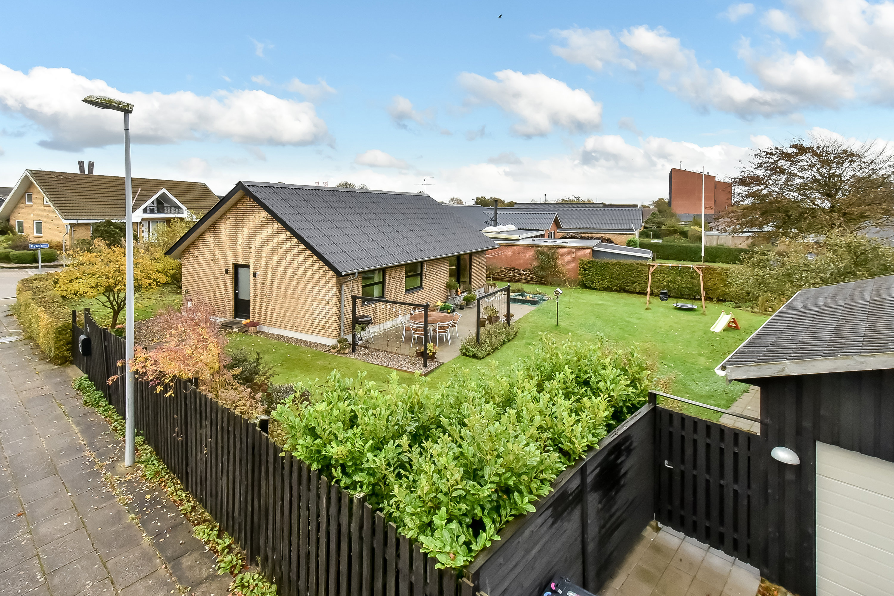 Fremhævet ejendommen billede i fuldskærmstilstand. Billede af Brogårdvej 5, Tjørring, 7400 Herning