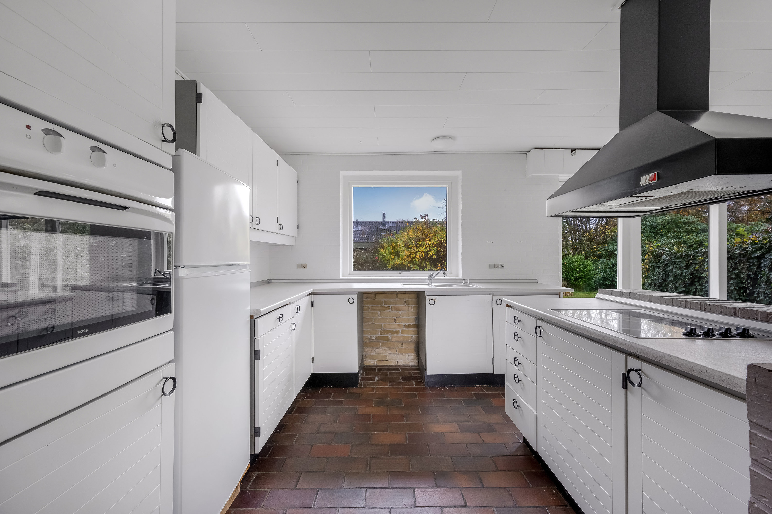 Fremhævet køkken billede i fuldskærmstilstand. Billede af Velling Kirkeby 77, Velling, 6950 Ringkøbing