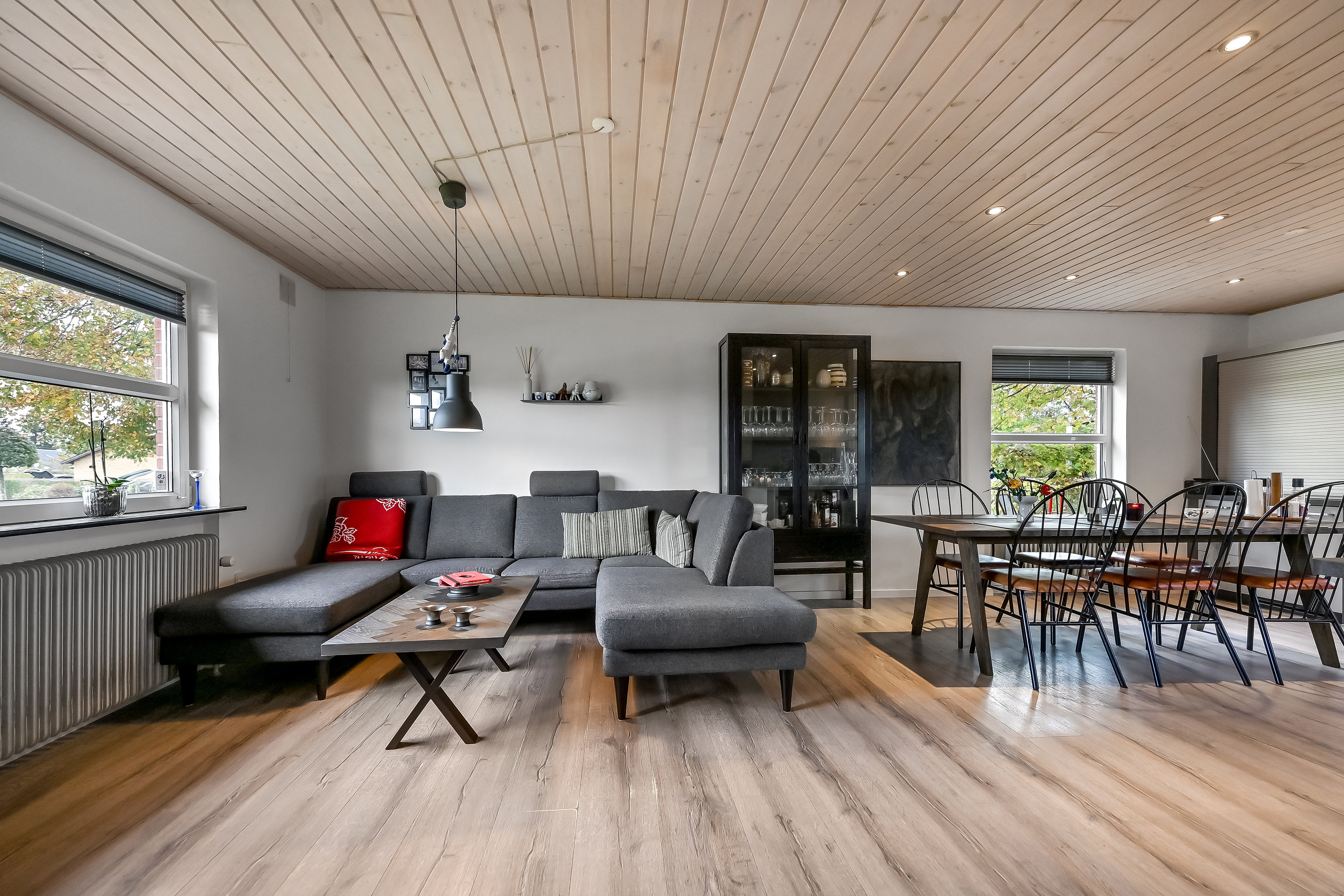 Miniaturebillede 2: stue. Billede af Krogvejen 23, Arnborg, 7400 Herning