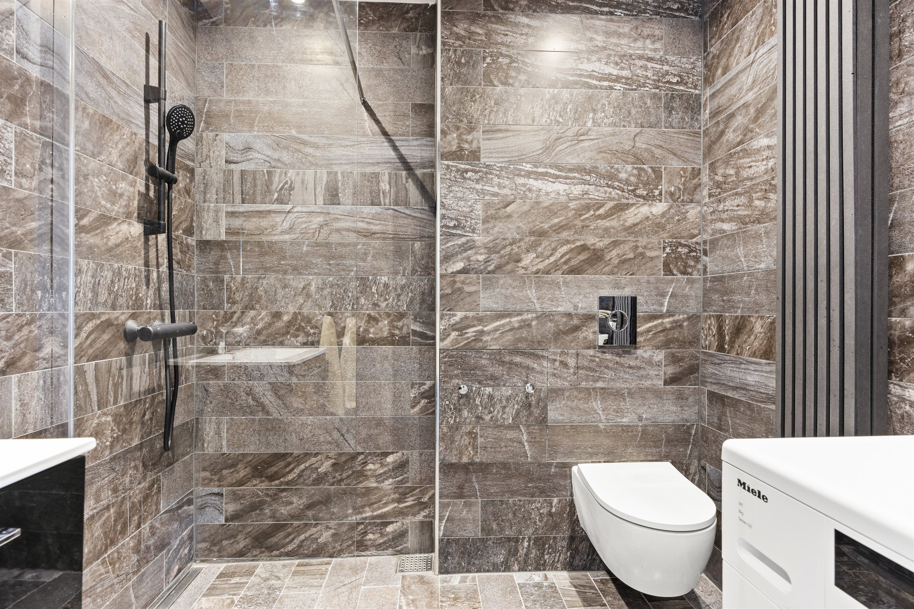 Fremhævet andet billede i fuldskærmstilstand. Billede af Ordrupvej 41C, st.. 1., 2920 Charlottenlund