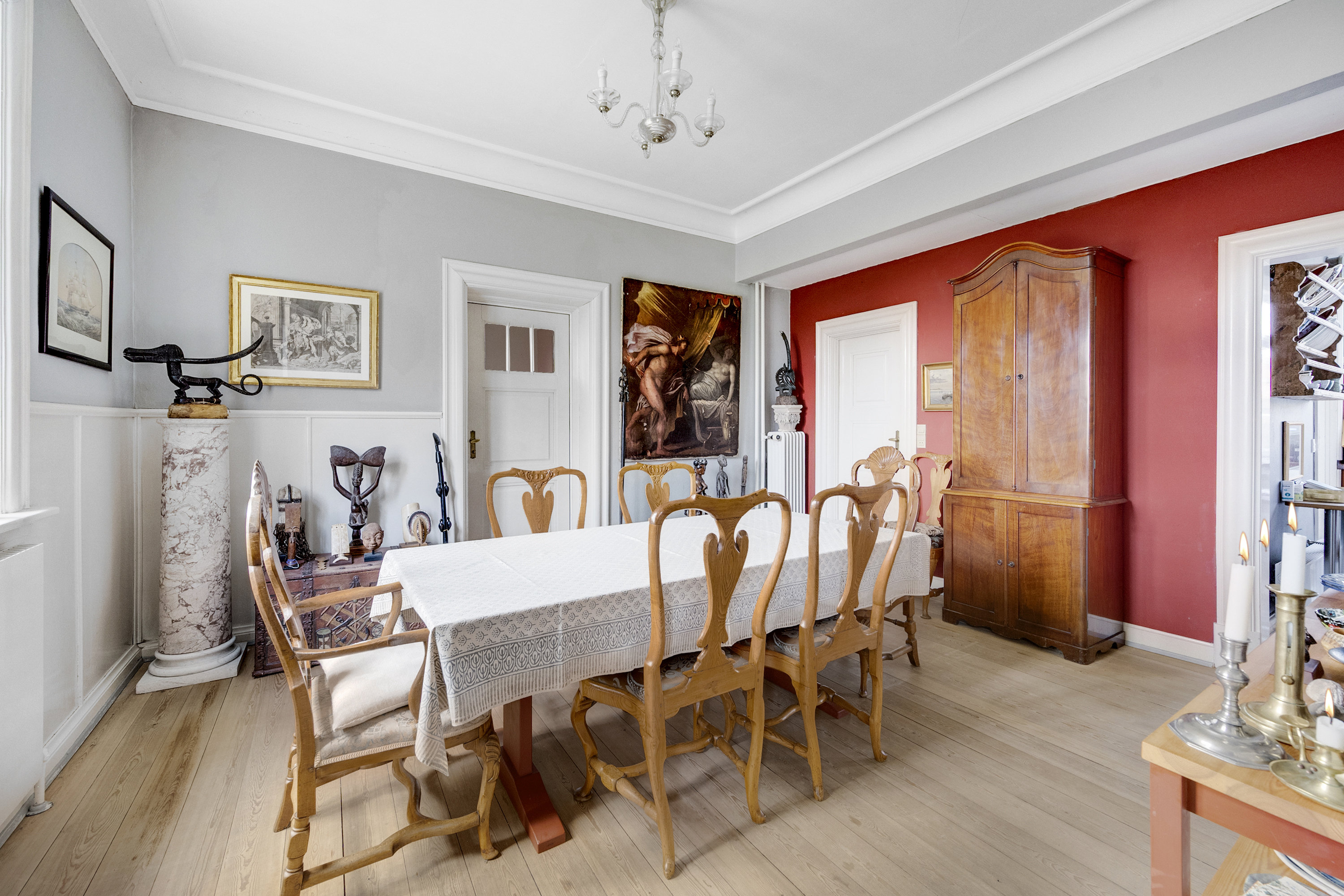 Fremhævet spisestue billede i fuldskærmstilstand. Billede af Hyldtoftevej 4, 9800 Hjørring