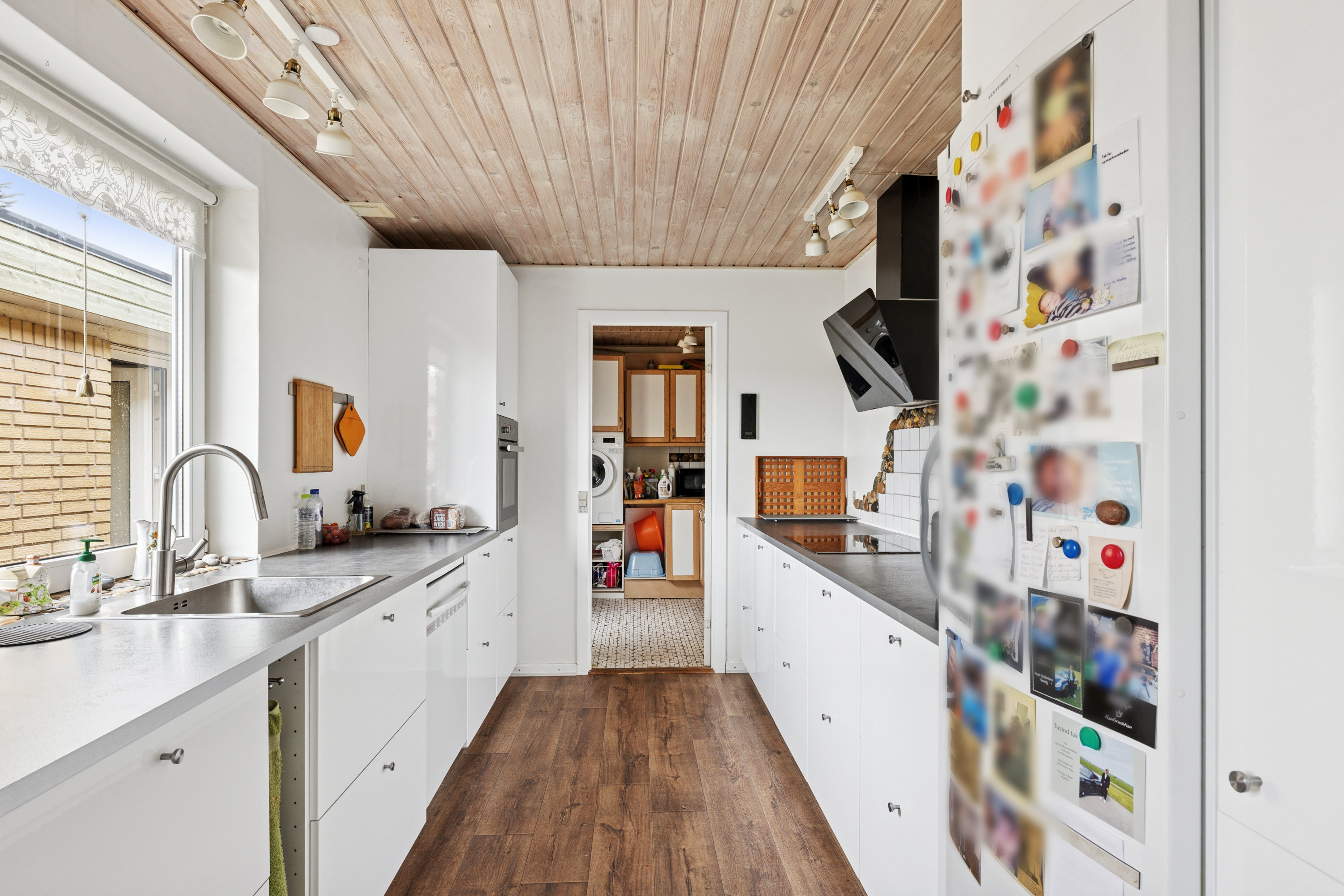 Fremhævet køkken billede i fuldskærmstilstand. Billede af Norupvej 15, Vammen, 8830 Tjele