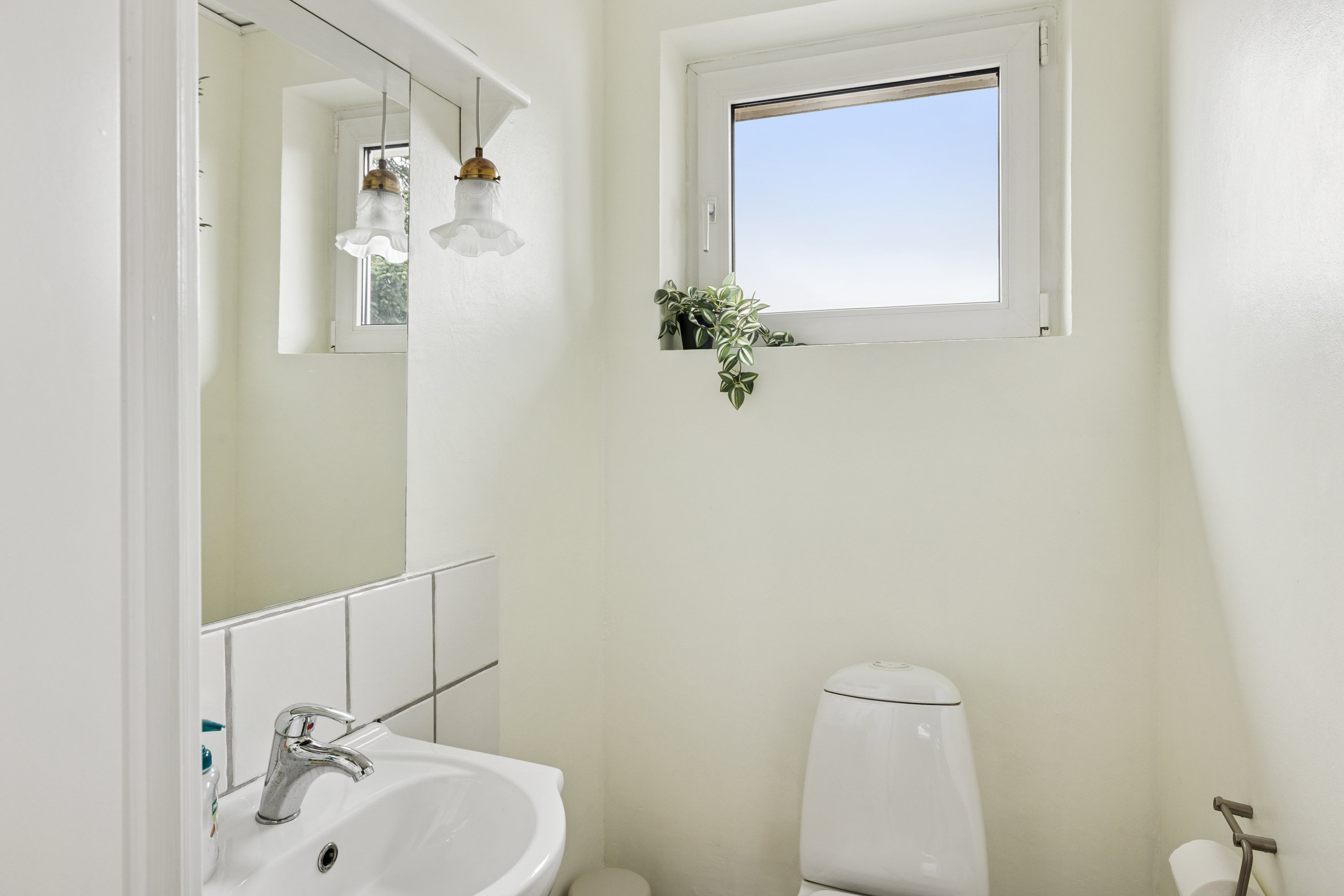 Fremhævet badeværelse billede i fuldskærmstilstand. Billede af Norupvej 15, Vammen, 8830 Tjele