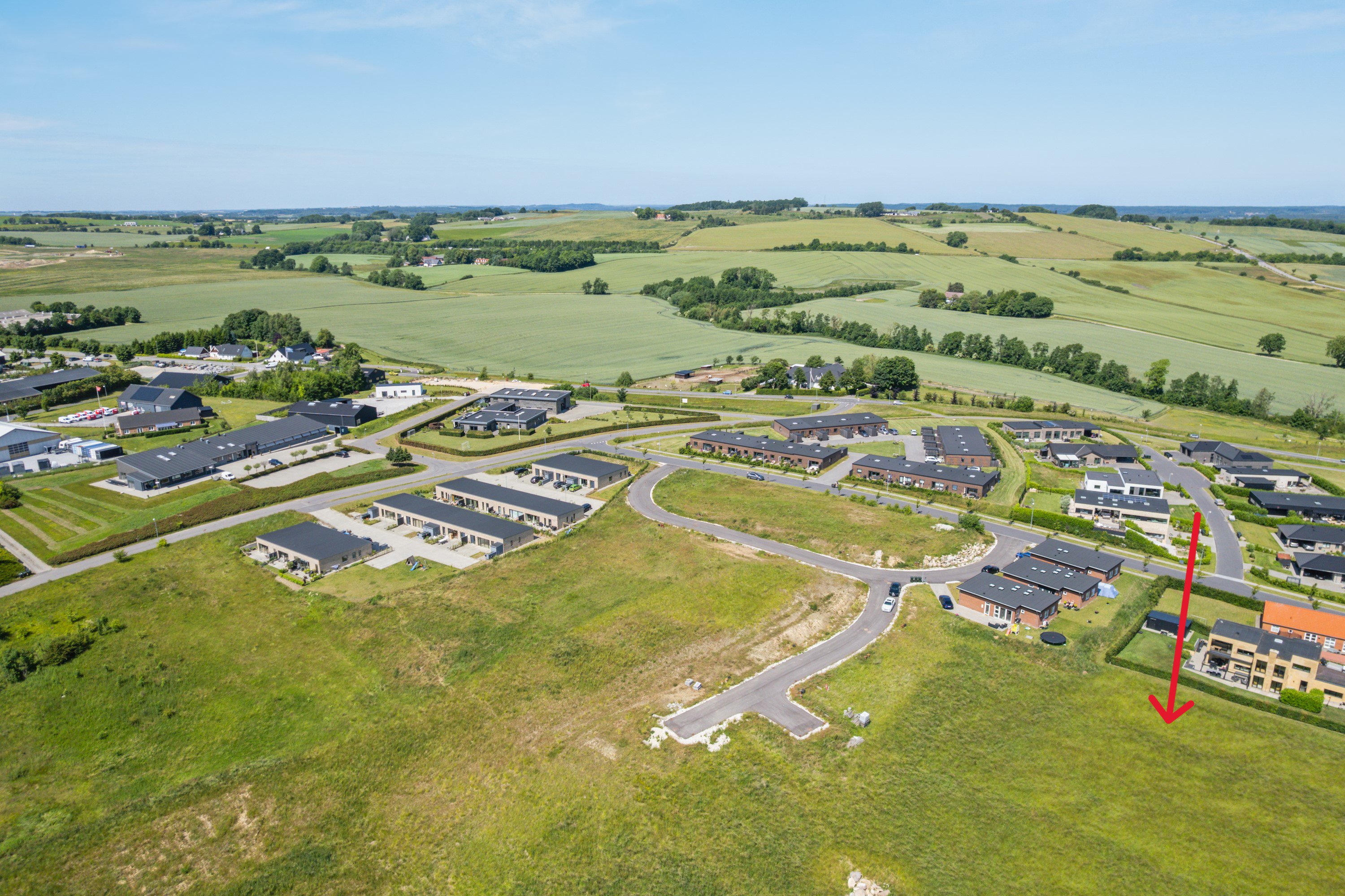 Fremhævet  billede i fuldskærmstilstand. Billede af Rønde Bakker (Parcel nr.) 4, 8410 Rønde