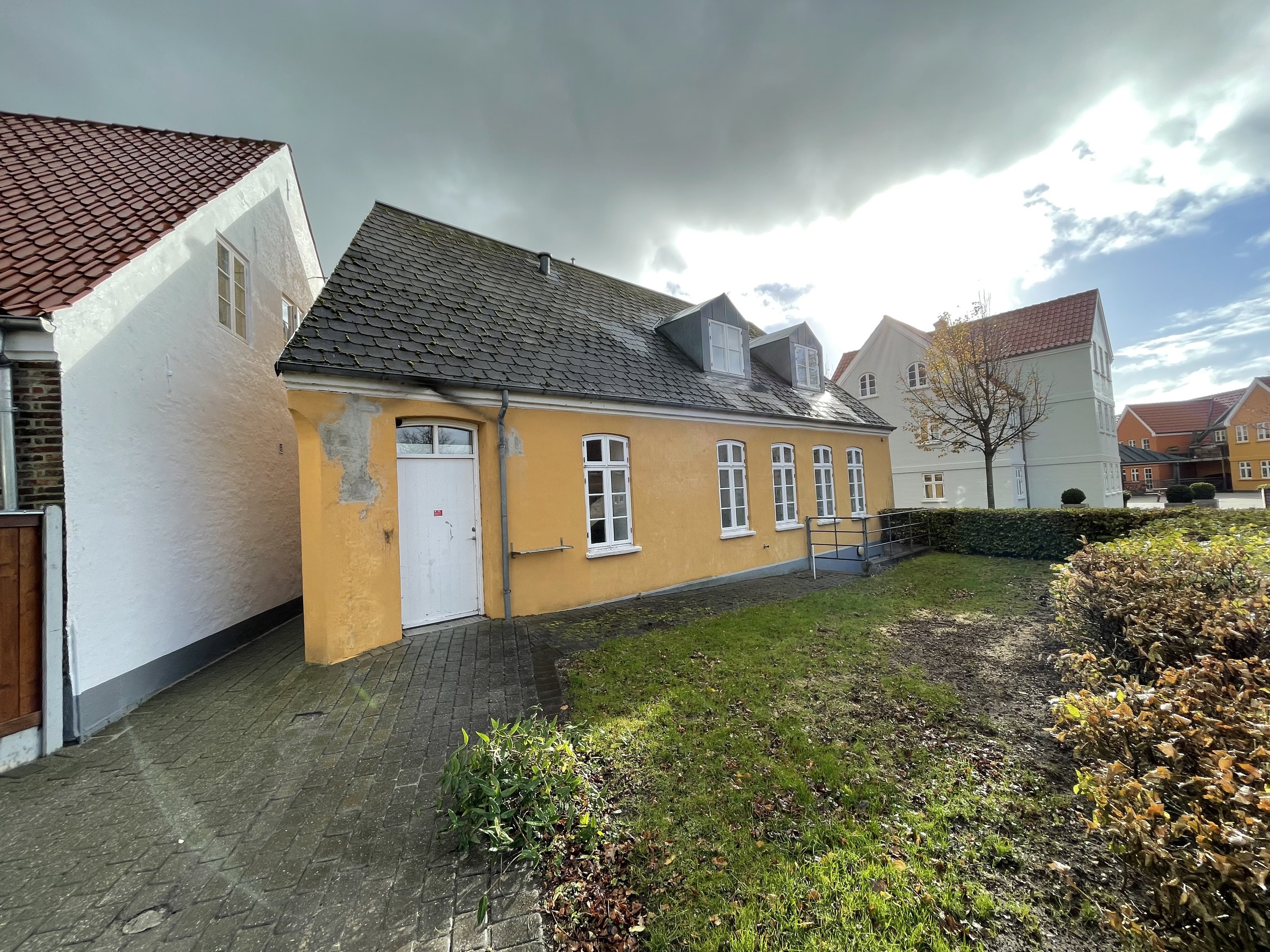 Fremhævet ejendommen billede i fuldskærmstilstand. Billede af Gråbrødre Torv 2, 6760 Ribe