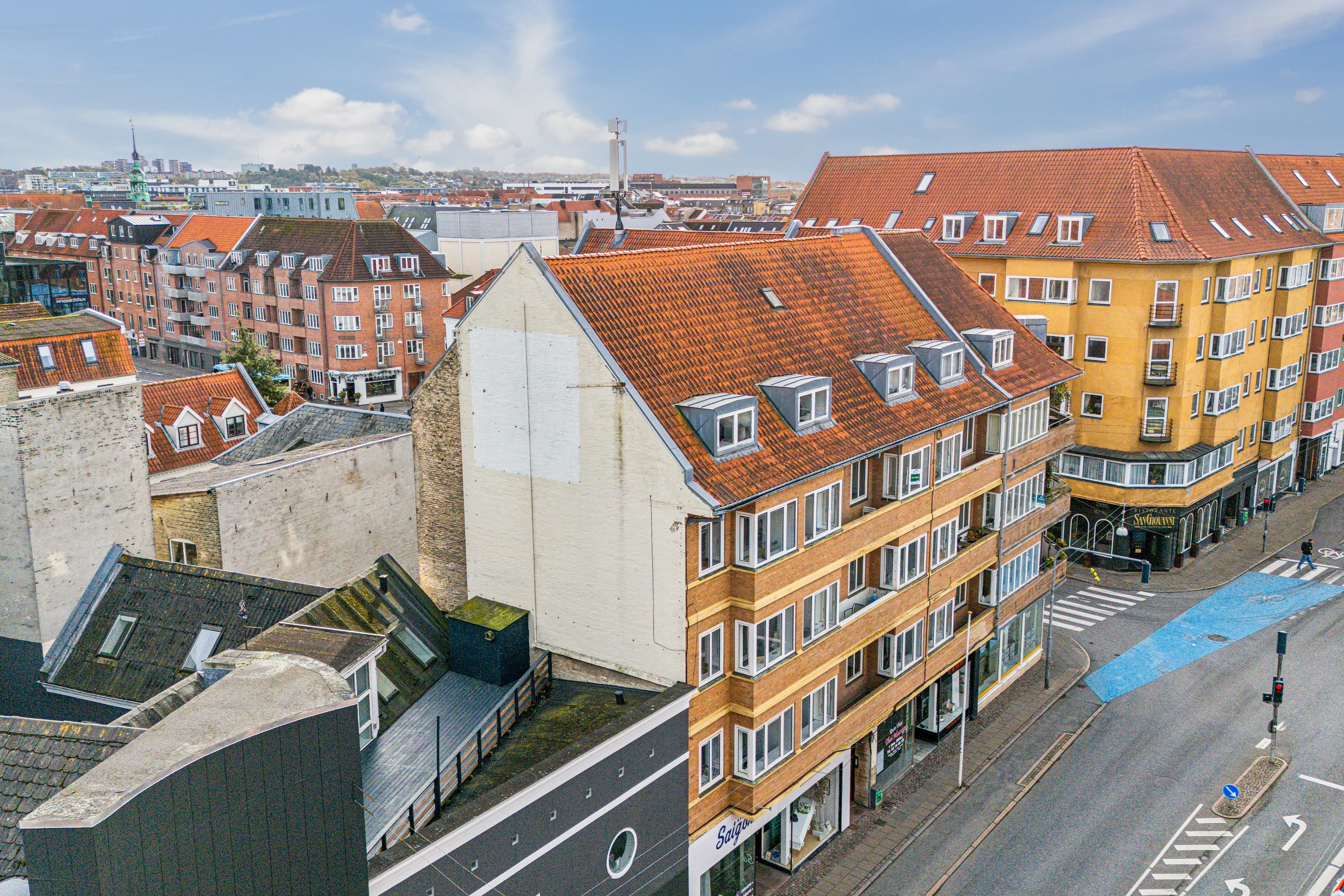 Fremhævet ejendommen billede i fuldskærmstilstand. Billede af Vesterbro 50, 3. th., 9000 Aalborg