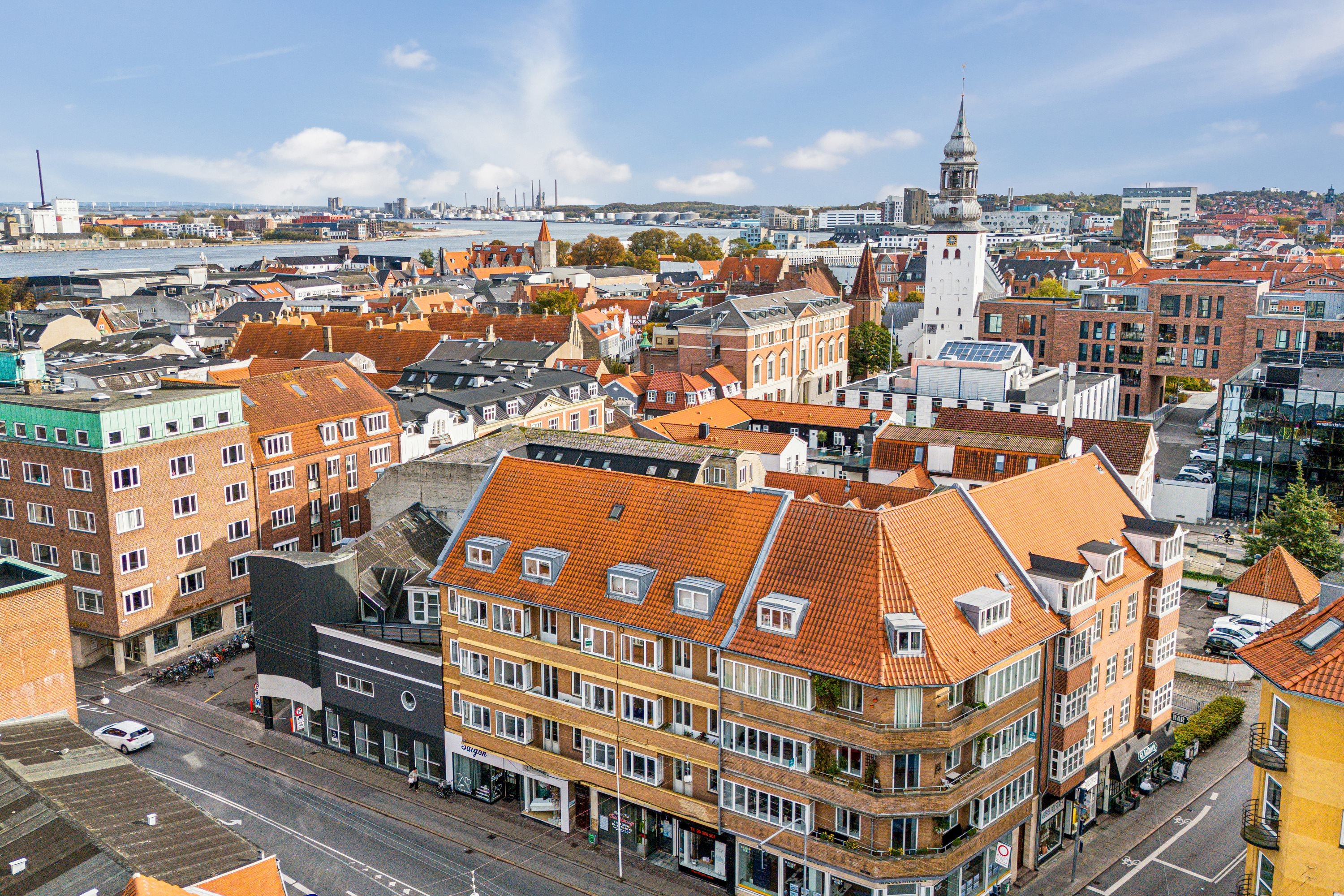 Fremhævet ejendommen billede i fuldskærmstilstand. Billede af Vesterbro 50, 3. th., 9000 Aalborg