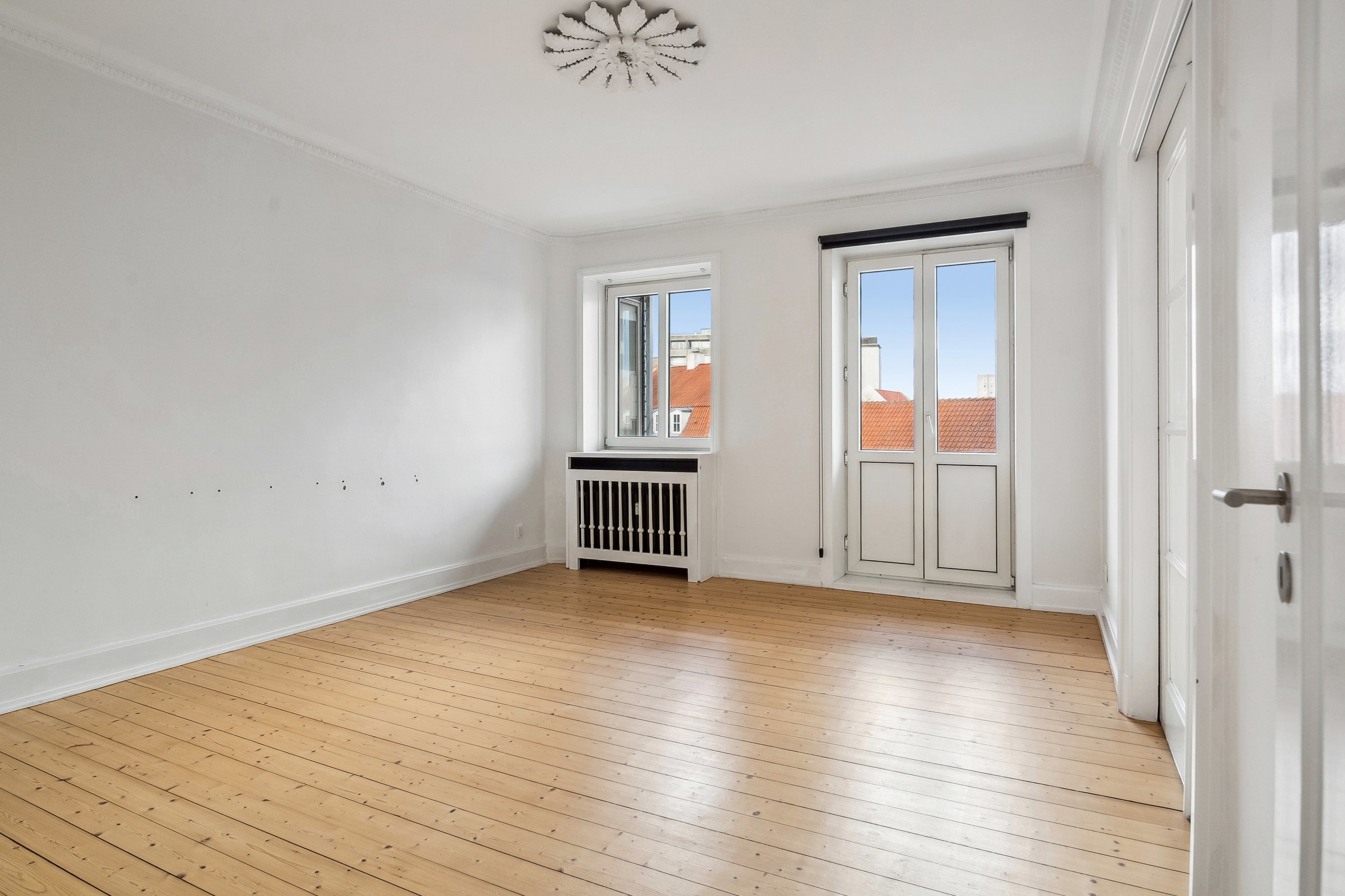 Fremhævet stue billede i fuldskærmstilstand. Billede af Vesterbro 50, 3. th., 9000 Aalborg