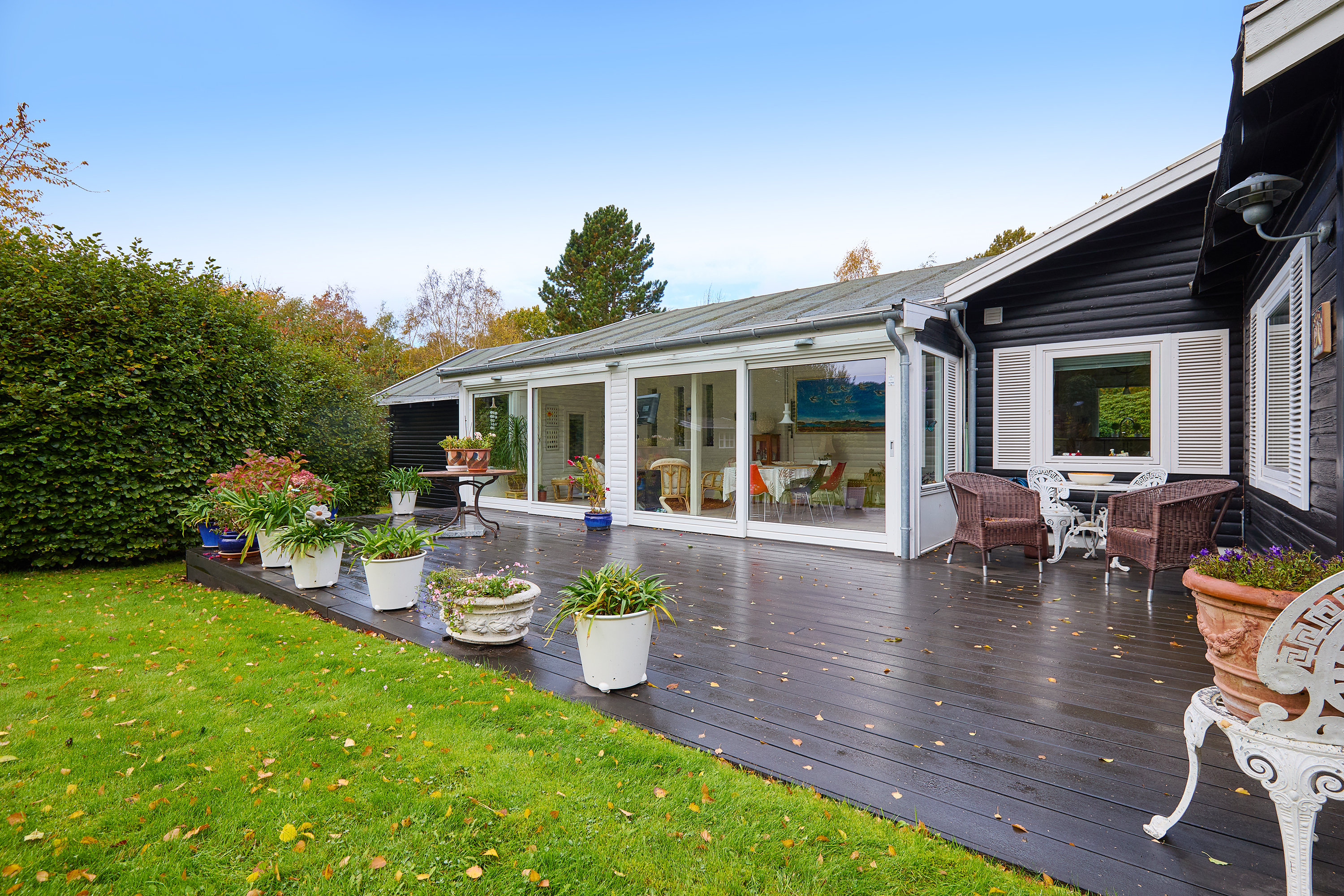 Fremhævet terrasse billede i fuldskærmstilstand. Billede af Udsholt Strandvej 113, 3230 Græsted