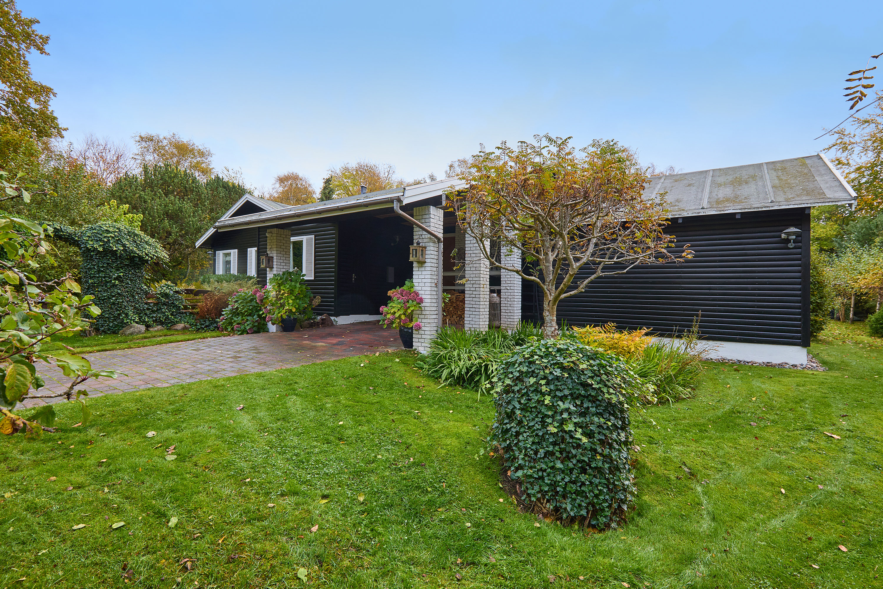 Fremhævet ejendommen billede i fuldskærmstilstand. Billede af Udsholt Strandvej 113, 3230 Græsted