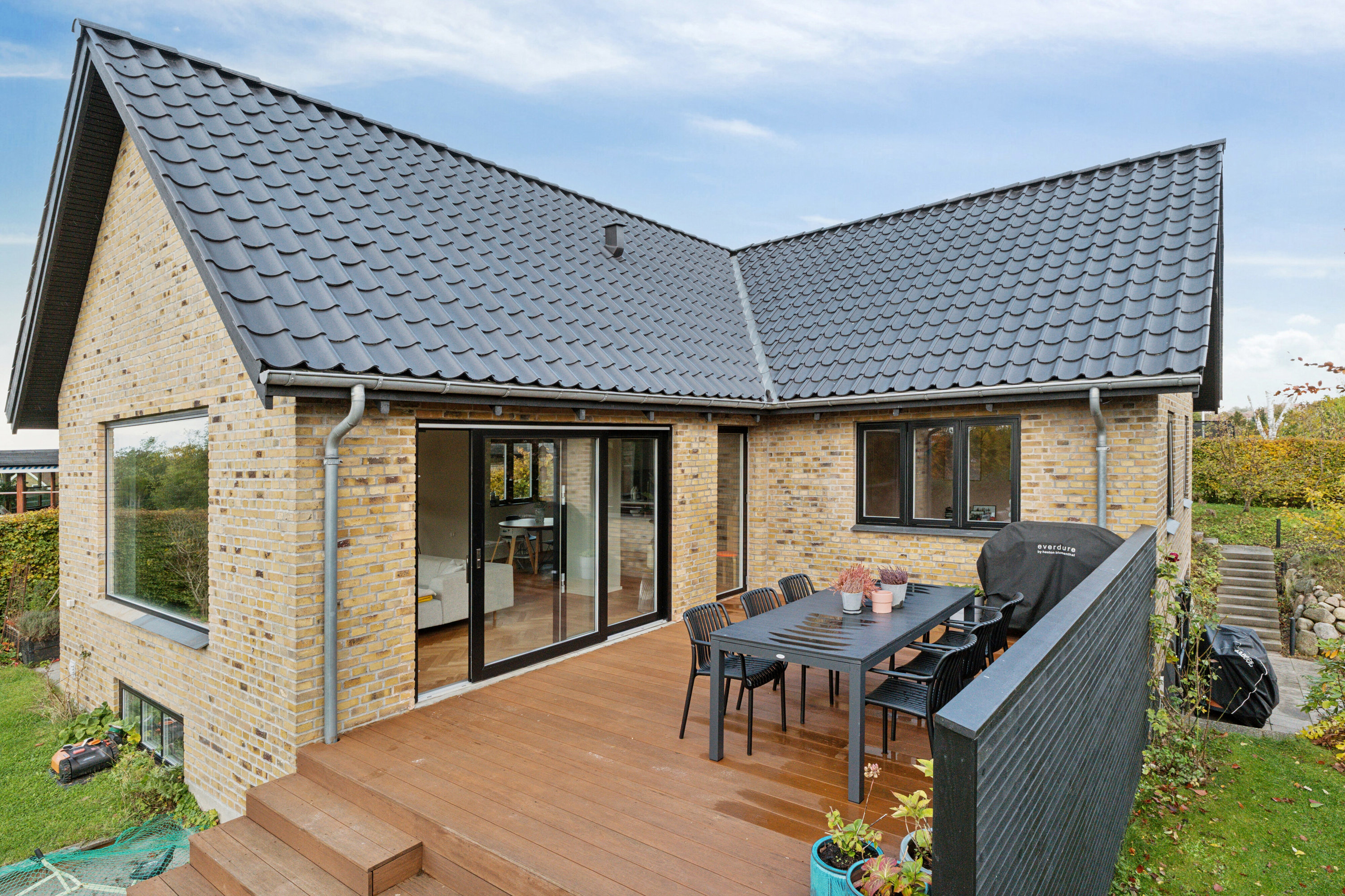 Fremhævet terrasse billede i fuldskærmstilstand. Billede af Ejbyvej 18, 8270 Højbjerg