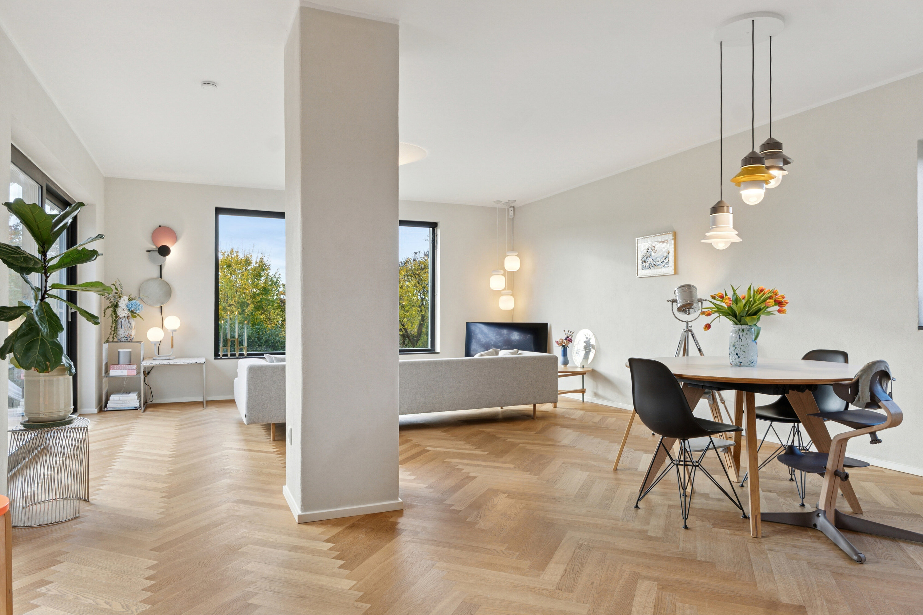 Fremhævet stue billede i fuldskærmstilstand. Billede af Ejbyvej 18, 8270 Højbjerg