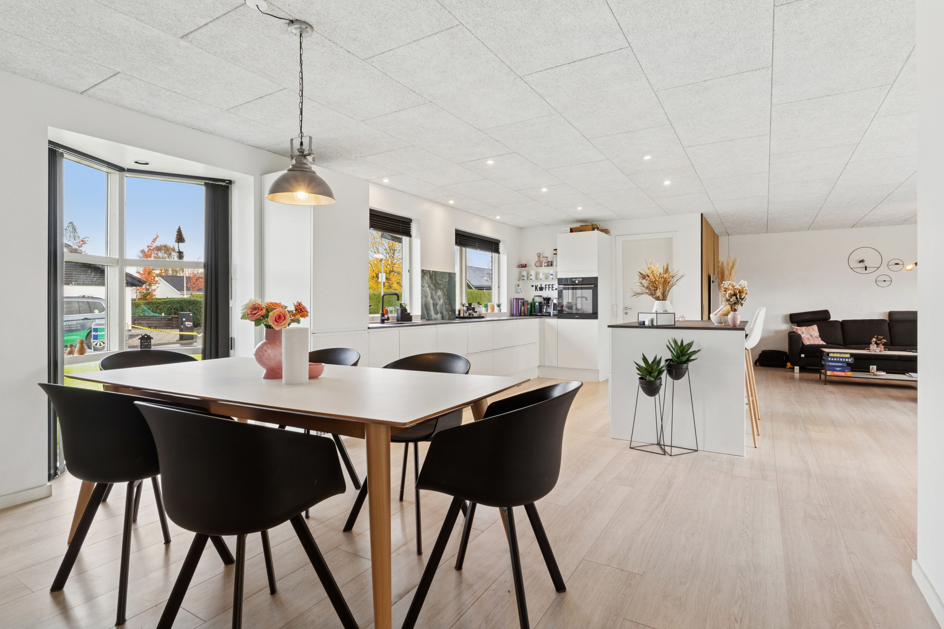 Fremhævet spisestue billede i fuldskærmstilstand. Billede af H C Andersens Vej 120, 7430 Ikast