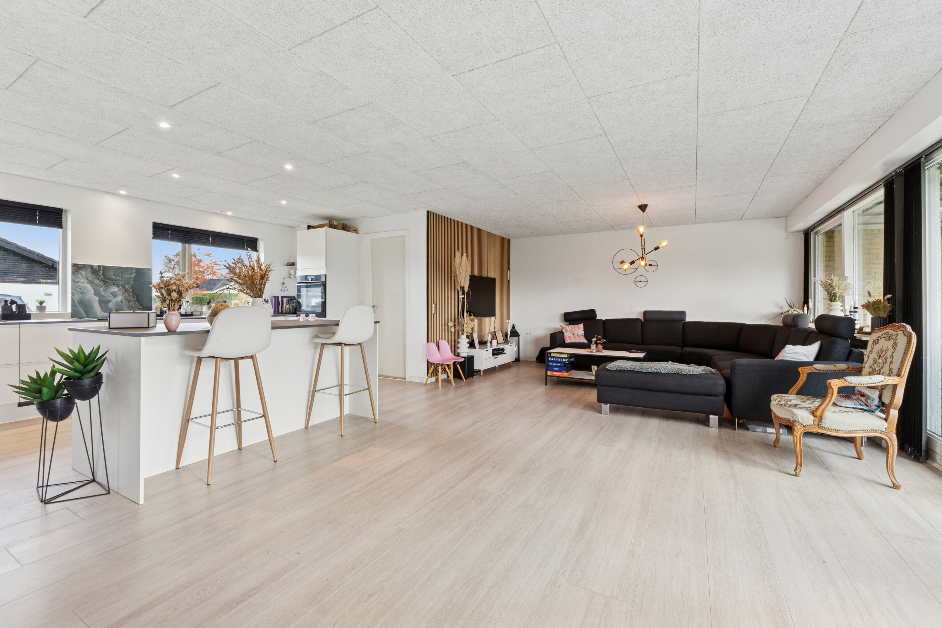 Fremhævet stue billede i fuldskærmstilstand. Billede af H C Andersens Vej 120, 7430 Ikast