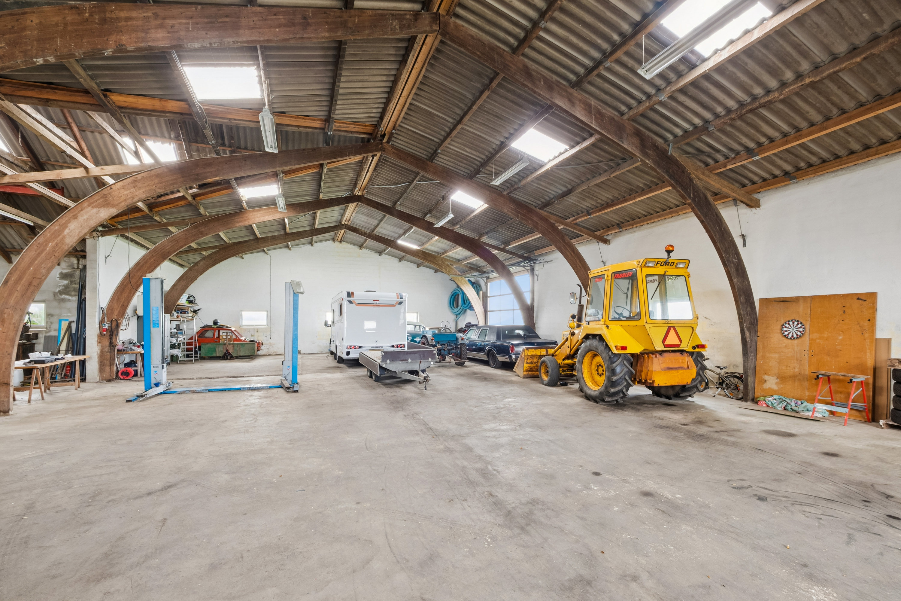 Fremhævet garage billede i fuldskærmstilstand. Billede af Friskolebakke 26, Frøslev, 7900 Nykøbing M