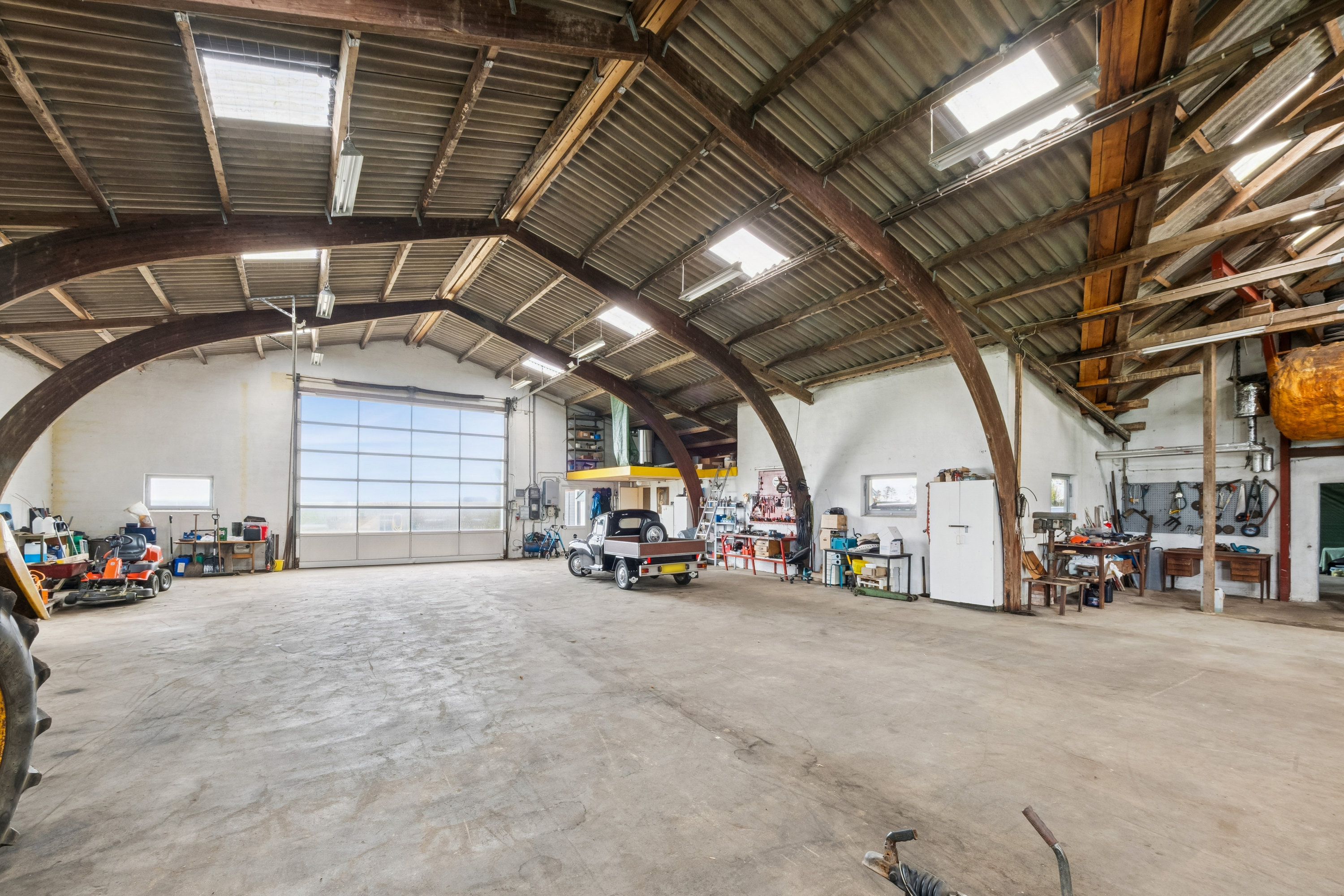 Fremhævet garage billede i fuldskærmstilstand. Billede af Friskolebakke 26, Frøslev, 7900 Nykøbing M