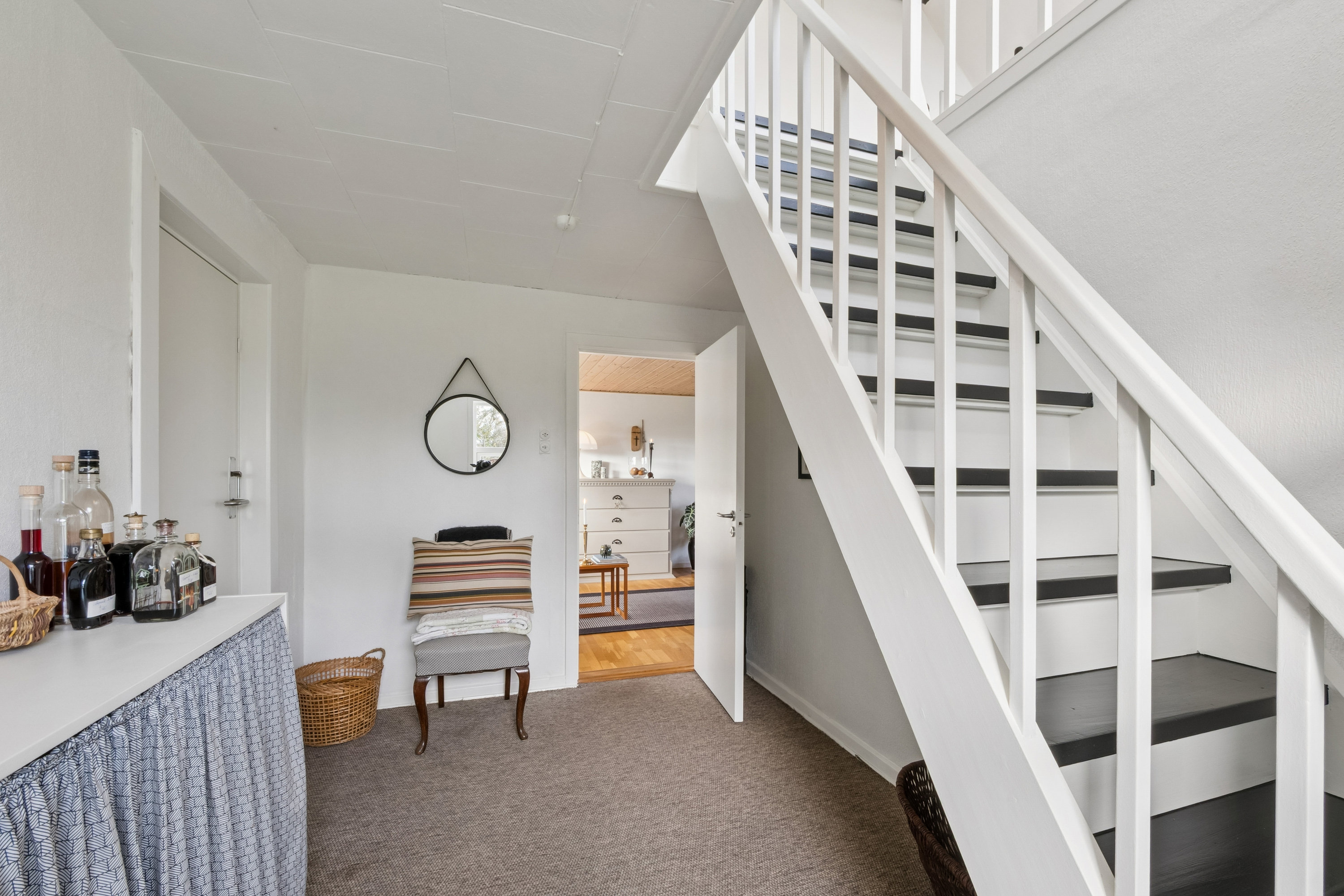 Fremhævet trappe billede i fuldskærmstilstand. Billede af Friskolebakke 26, Frøslev, 7900 Nykøbing M