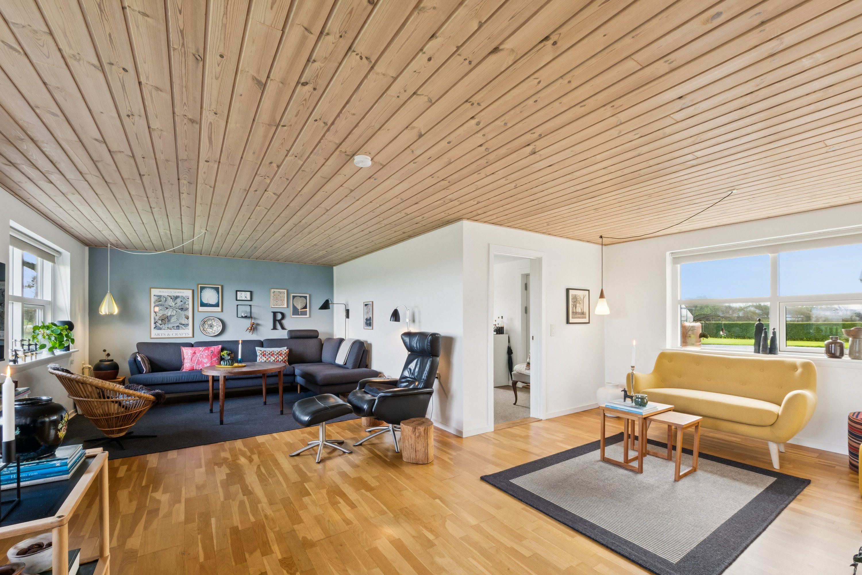 Fremhævet stue billede i fuldskærmstilstand. Billede af Friskolebakke 26, Frøslev, 7900 Nykøbing M