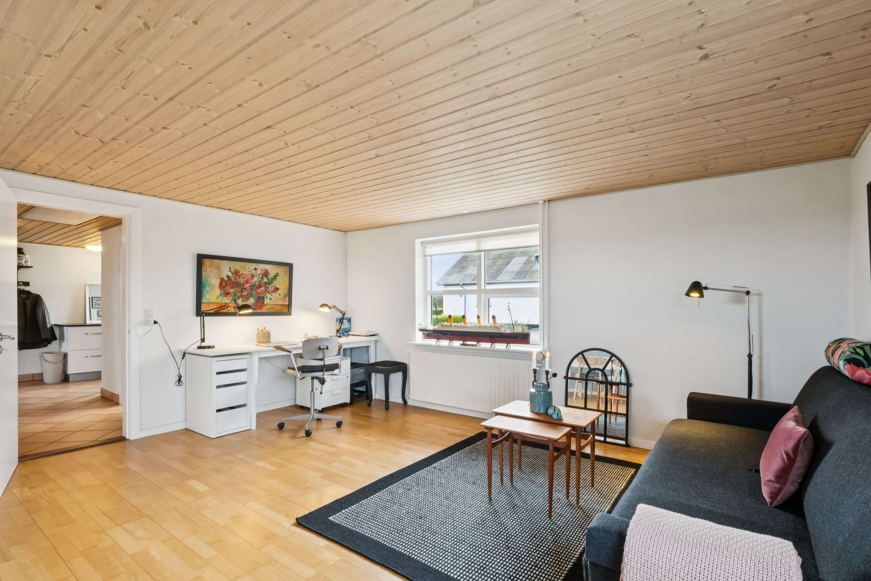 Fremhævet stue billede i fuldskærmstilstand. Billede af Friskolebakke 26, Frøslev, 7900 Nykøbing M