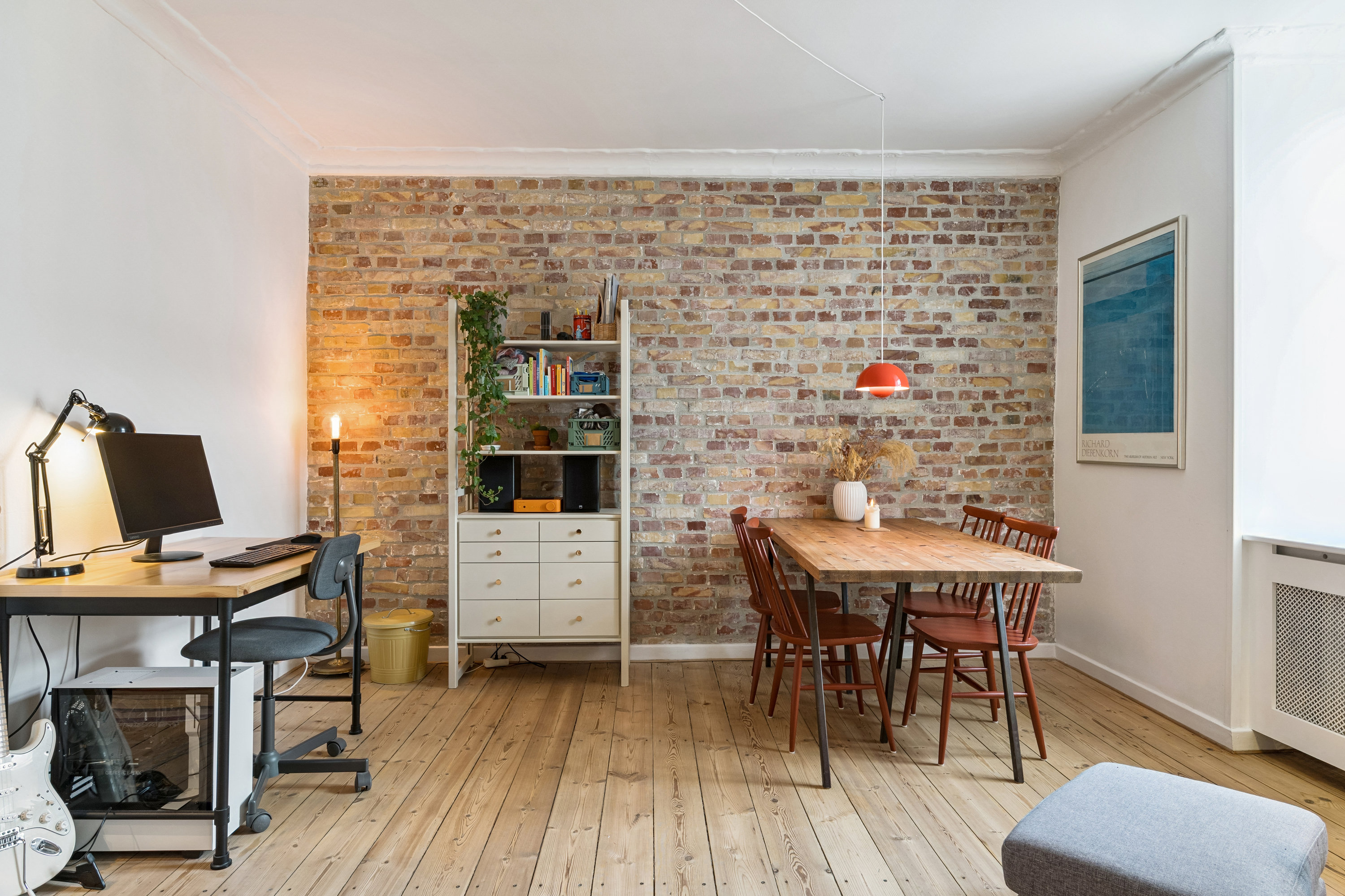 Fremhævet stue billede i fuldskærmstilstand. Billede af Svendborggade 14, 5. th., 2100 København Ø