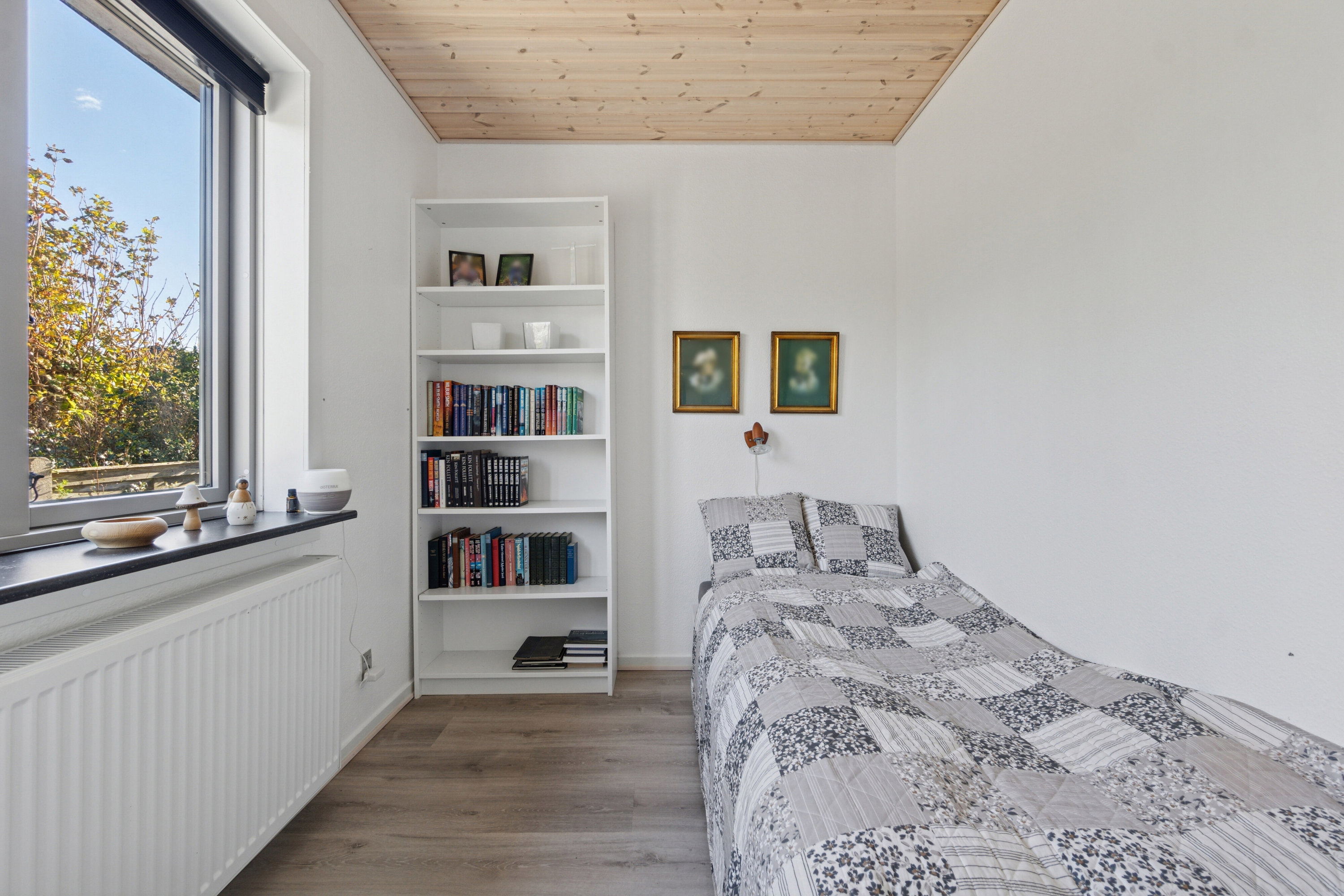 Fremhævet soveværelse billede i fuldskærmstilstand. Billede af Egevænget 38, 7730 Hanstholm