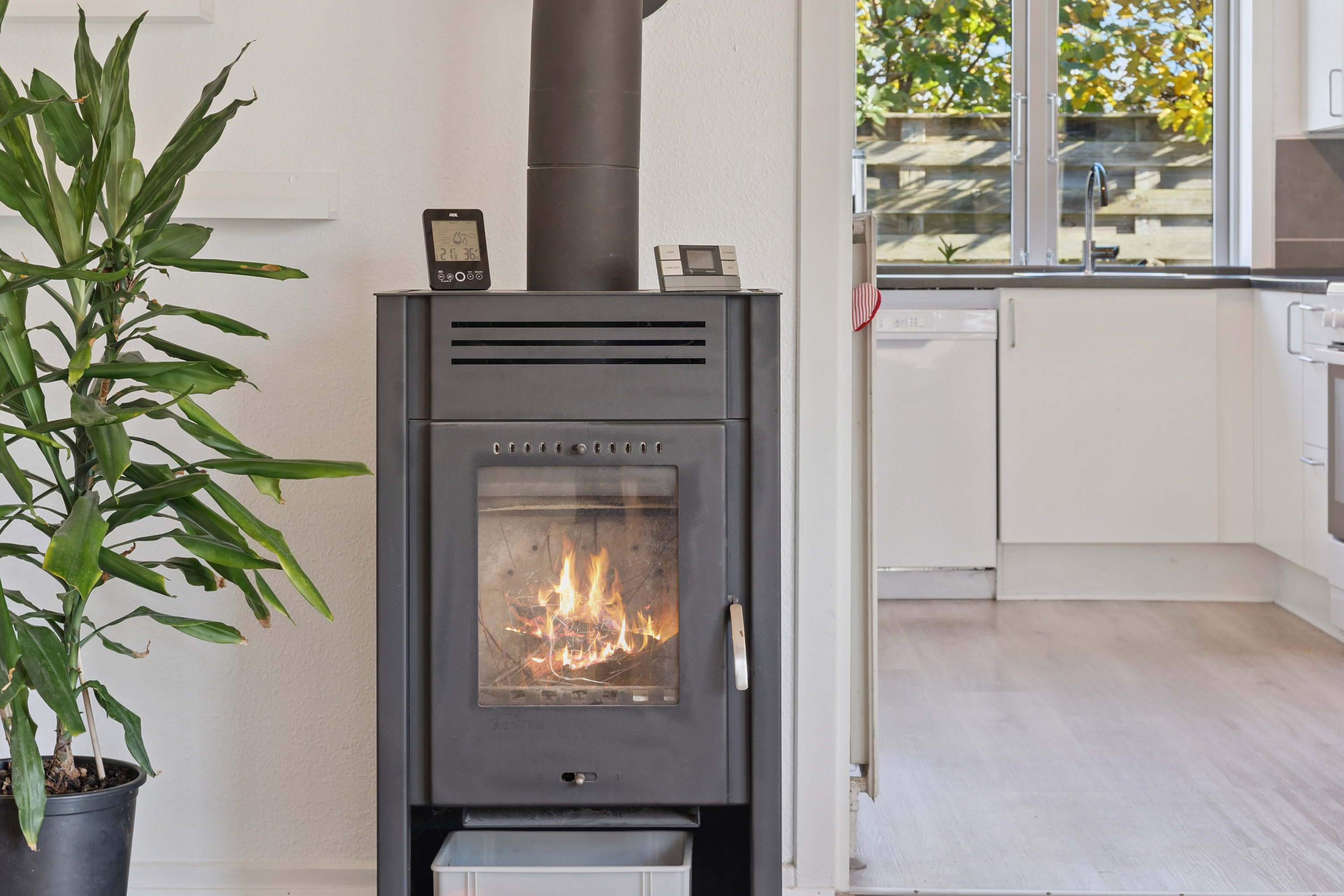 Fremhævet stue billede i fuldskærmstilstand. Billede af Egevænget 38, 7730 Hanstholm