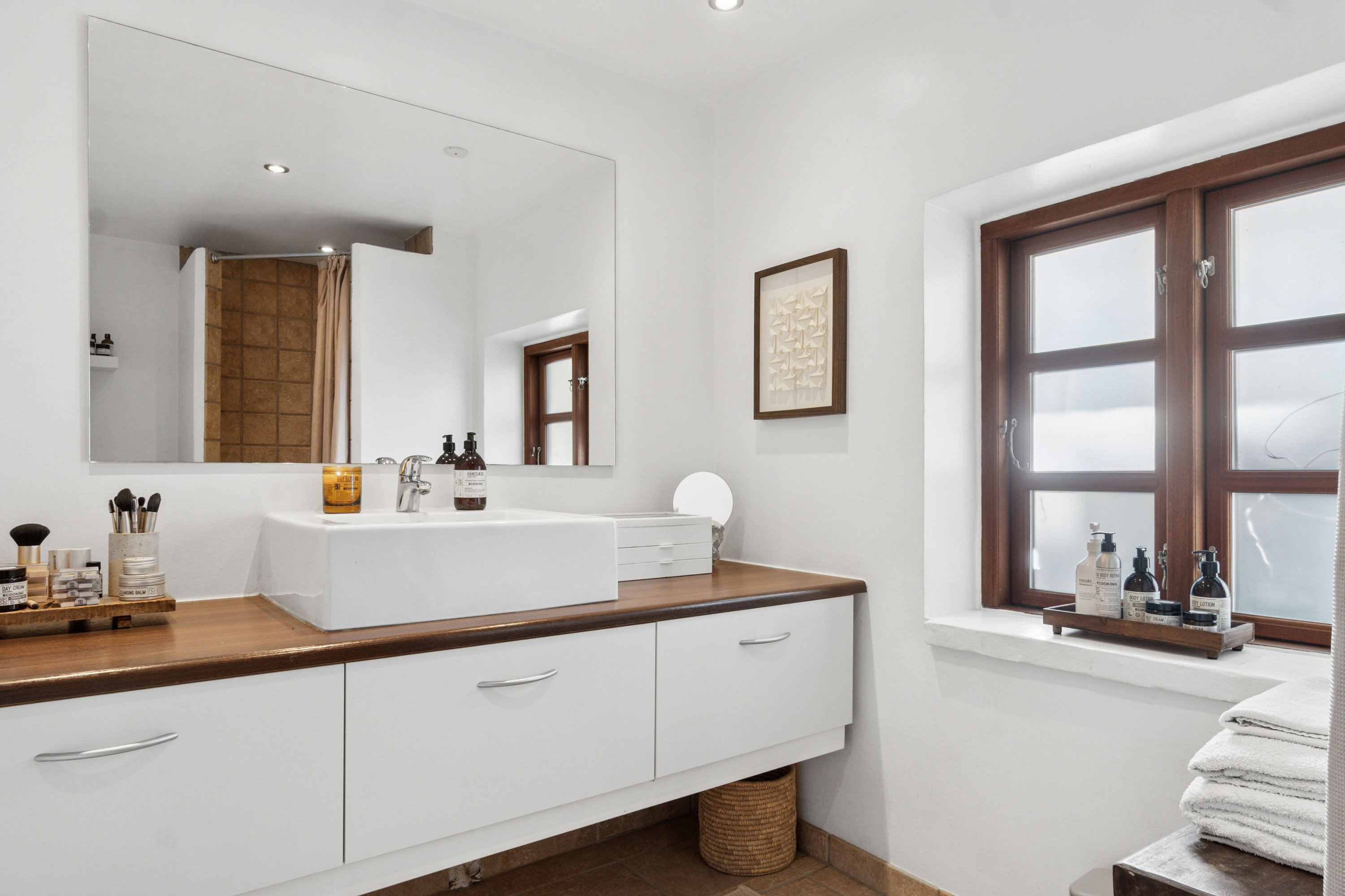 Fremhævet badeværelse billede i fuldskærmstilstand. Billede af Gadekæret 2, 8781 Stenderup