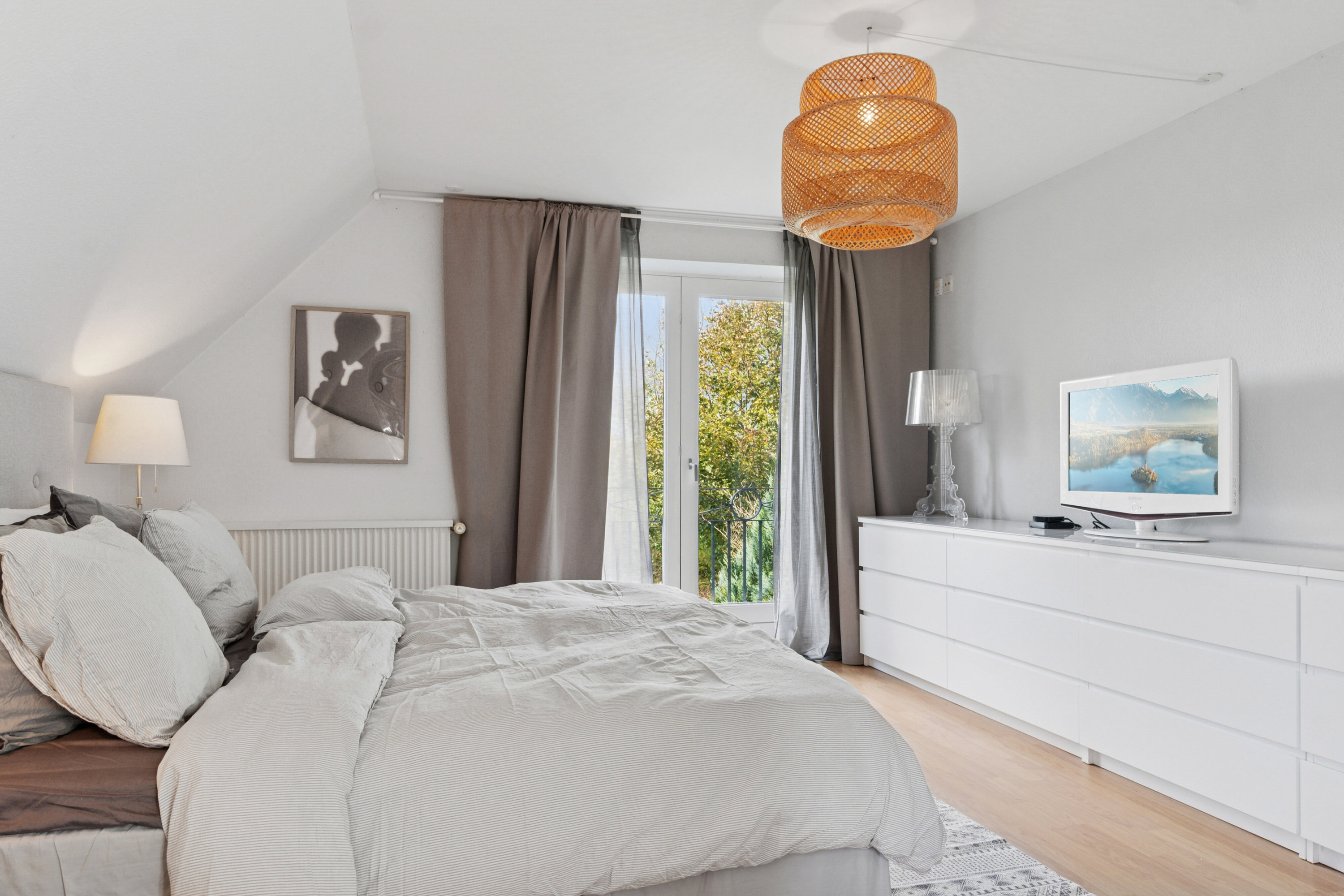 Fremhævet soveværelse billede i fuldskærmstilstand. Billede af Gadekæret 2, 8781 Stenderup