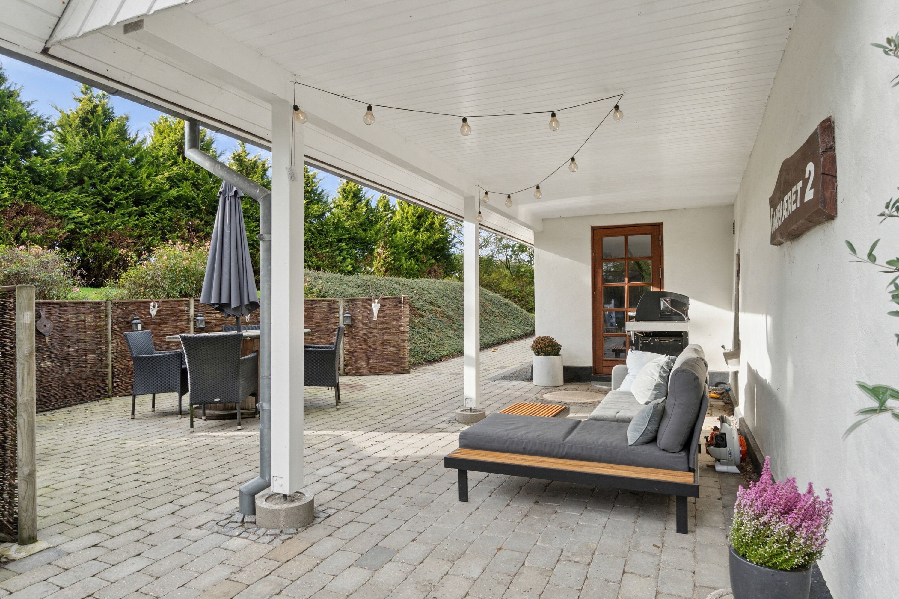 Fremhævet terrasse billede i fuldskærmstilstand. Billede af Gadekæret 2, 8781 Stenderup