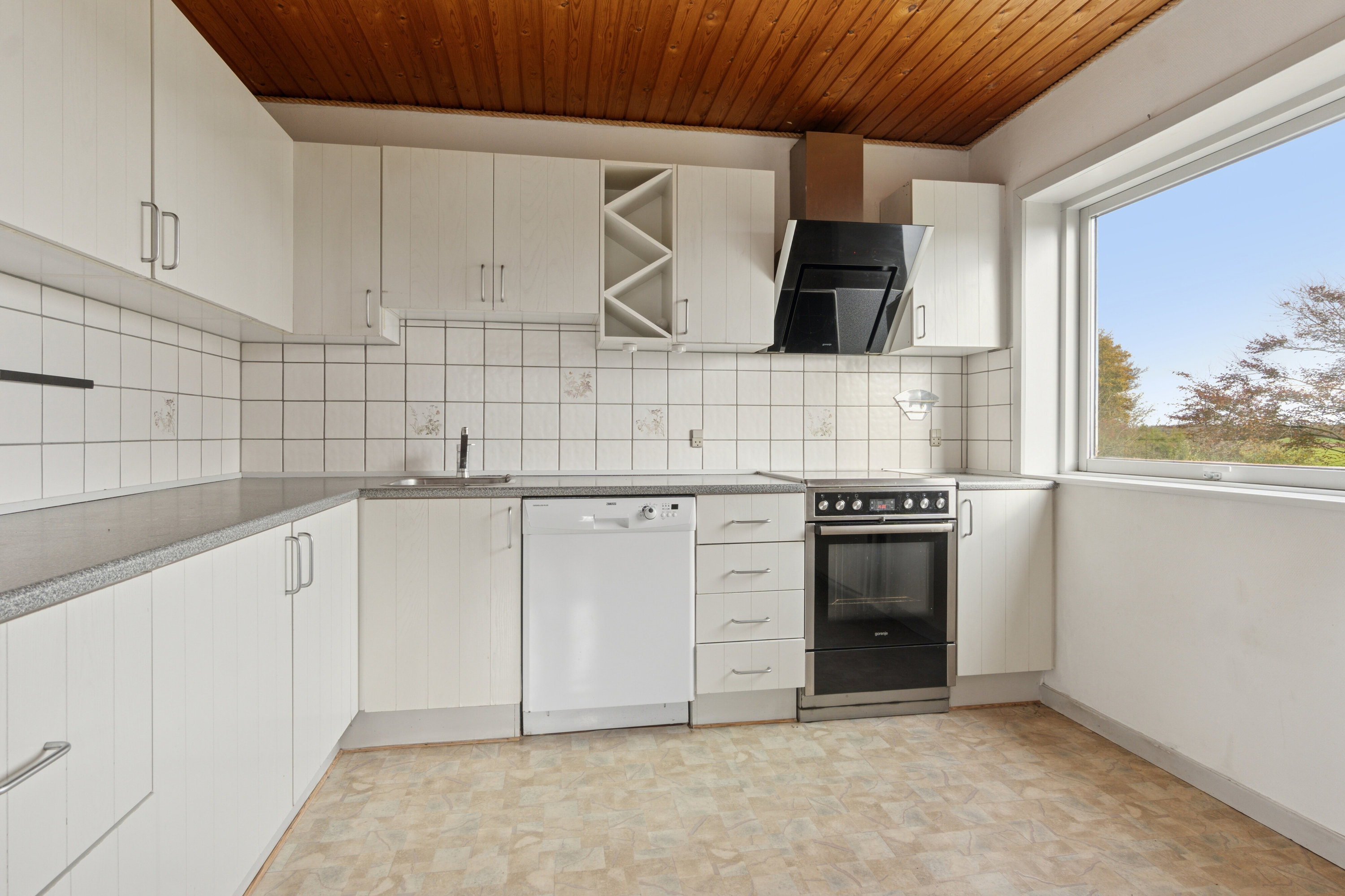 Miniaturebillede 2: køkken. Billede af Tøvlingvej 40, 7752 Snedsted