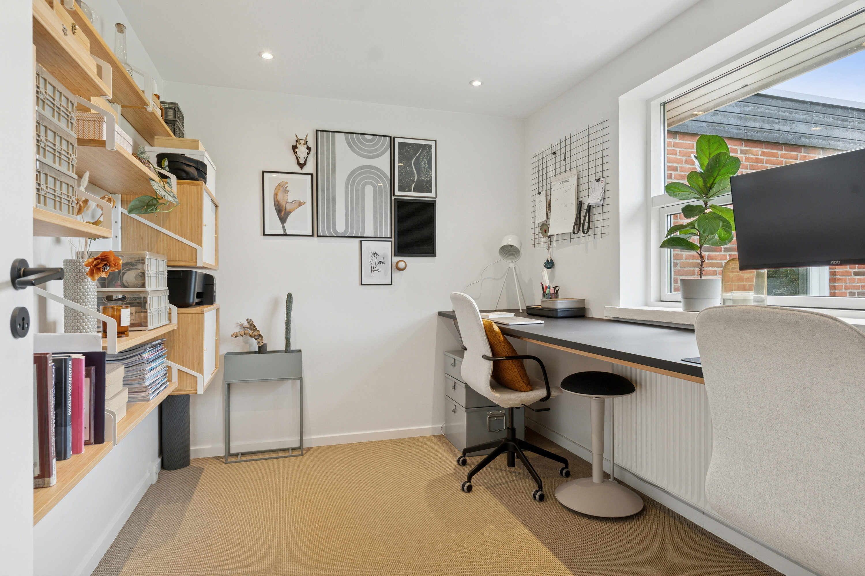 Fremhævet værelse billede i fuldskærmstilstand. Billede af Liljevej 2, 9870 Sindal