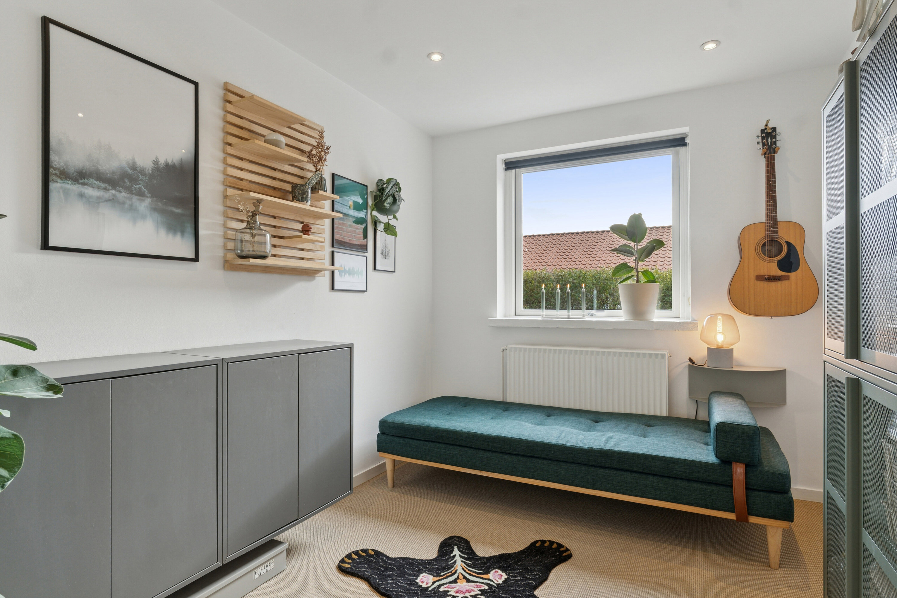 Fremhævet værelse billede i fuldskærmstilstand. Billede af Liljevej 2, 9870 Sindal