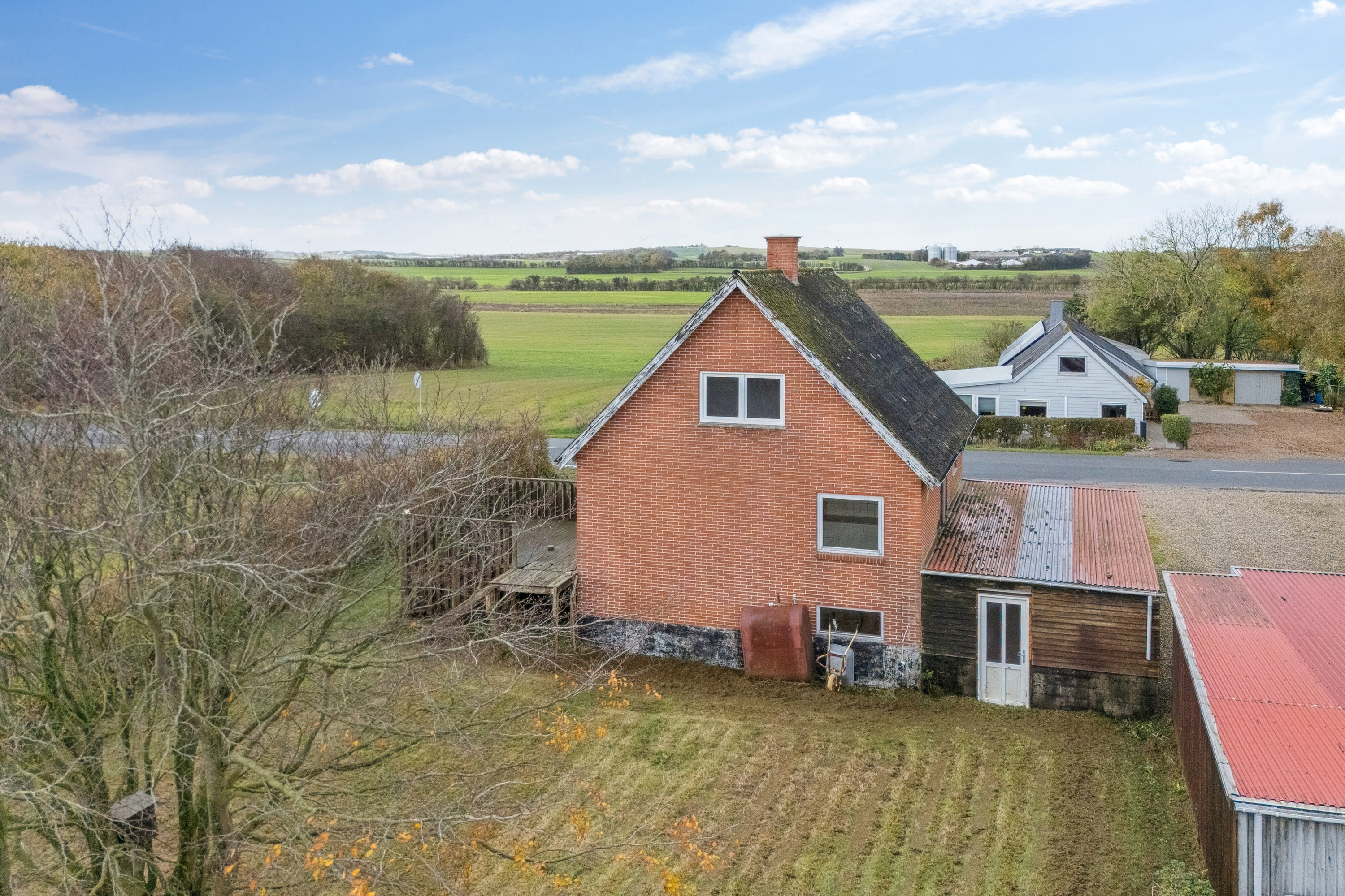 Fremhævet udendørs billede i fuldskærmstilstand. Billede af Tøvlingvej 40, 7752 Snedsted