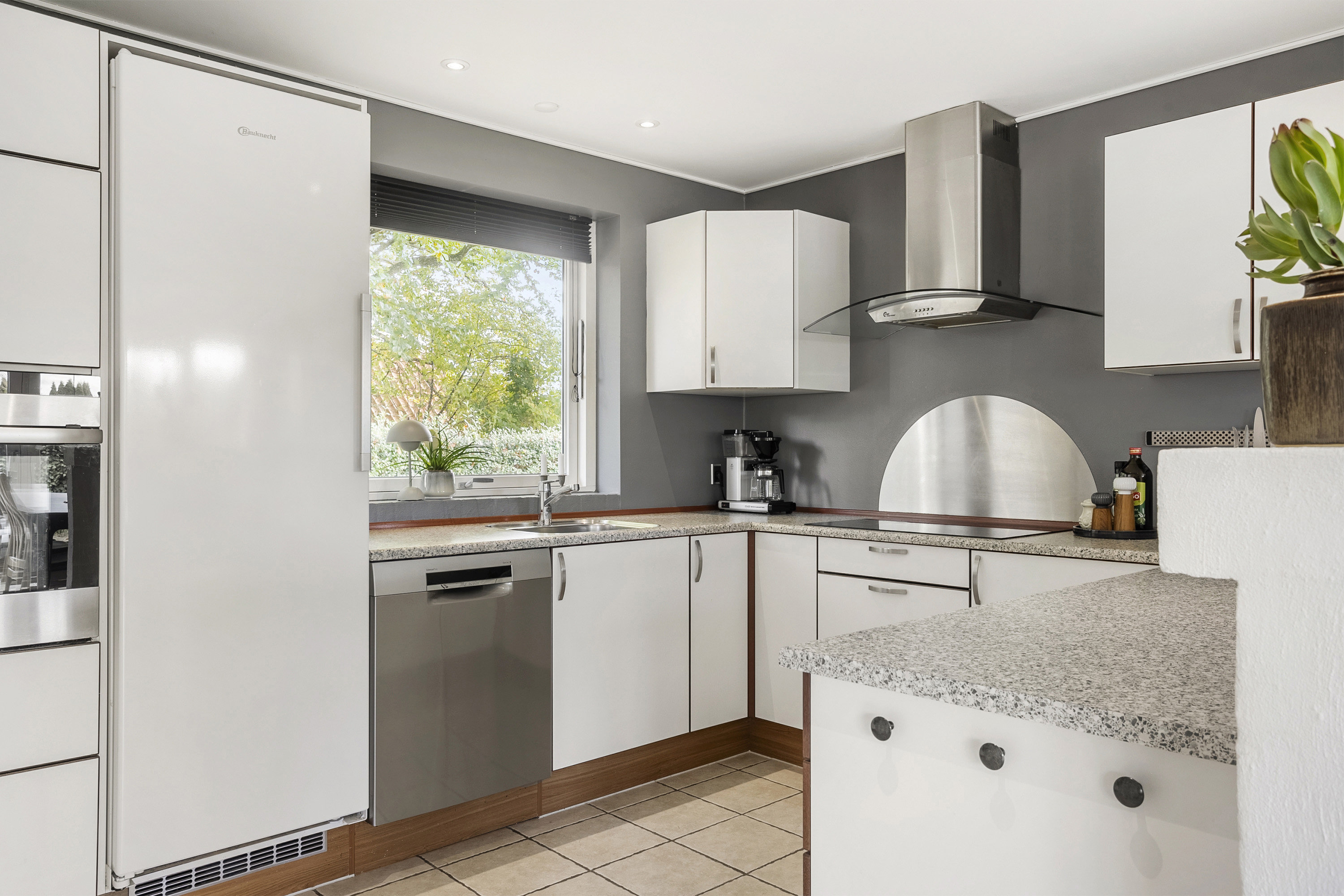 Fremhævet køkken billede i fuldskærmstilstand. Billede af Højtoften 6, 6640 Lunderskov