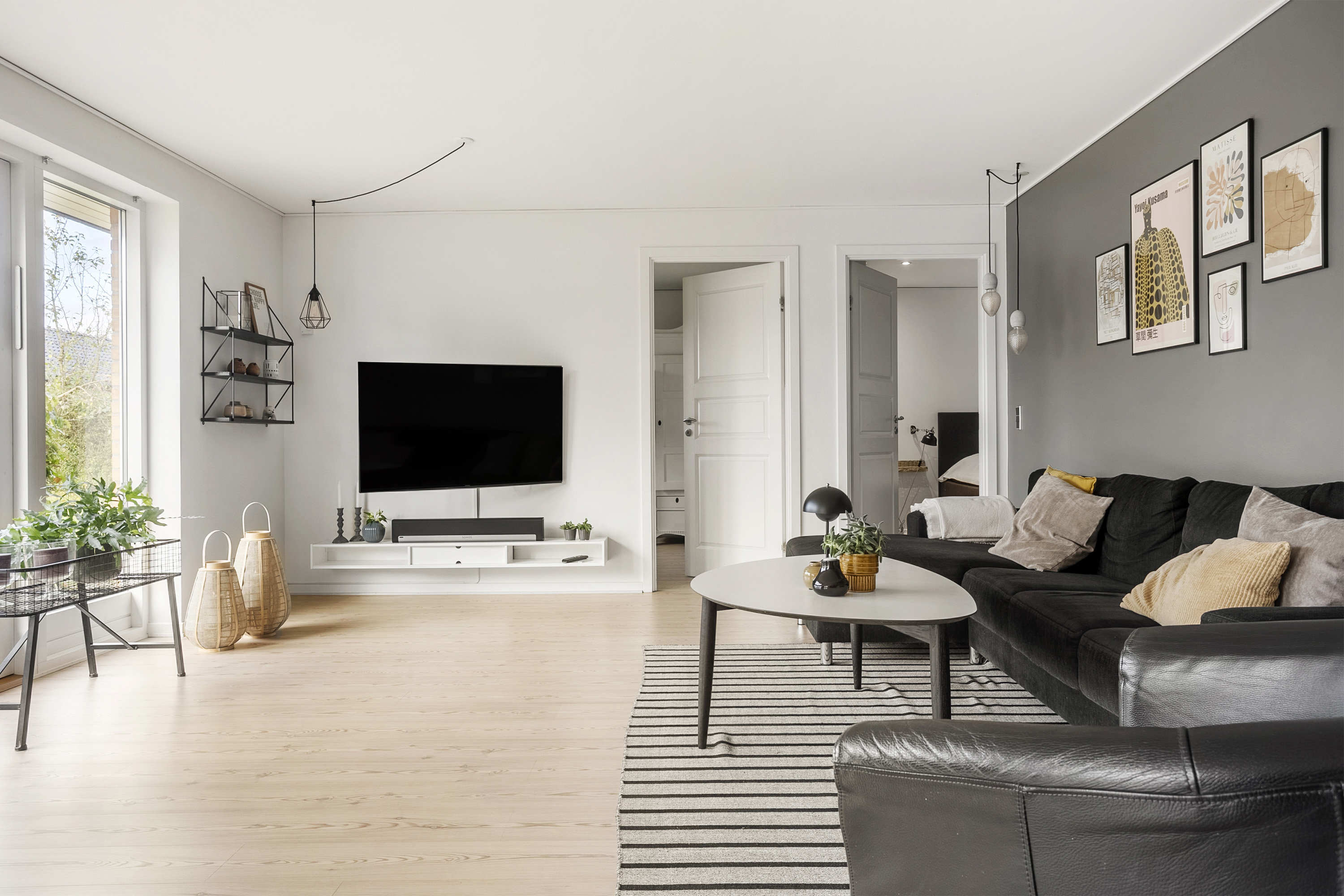 Fremhævet stue billede i fuldskærmstilstand. Billede af Højtoften 6, 6640 Lunderskov