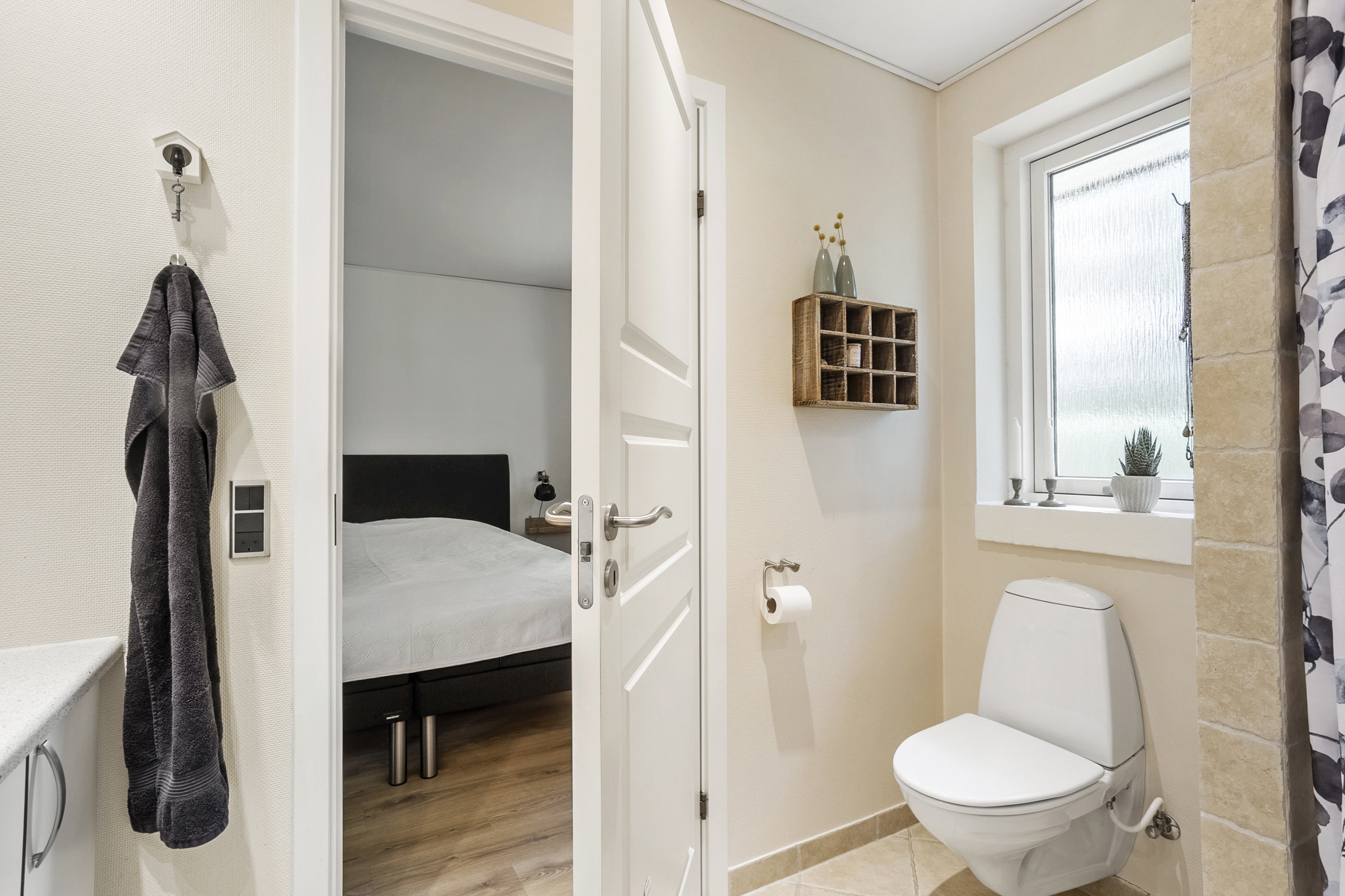 Fremhævet badeværelse billede i fuldskærmstilstand. Billede af Højtoften 6, 6640 Lunderskov