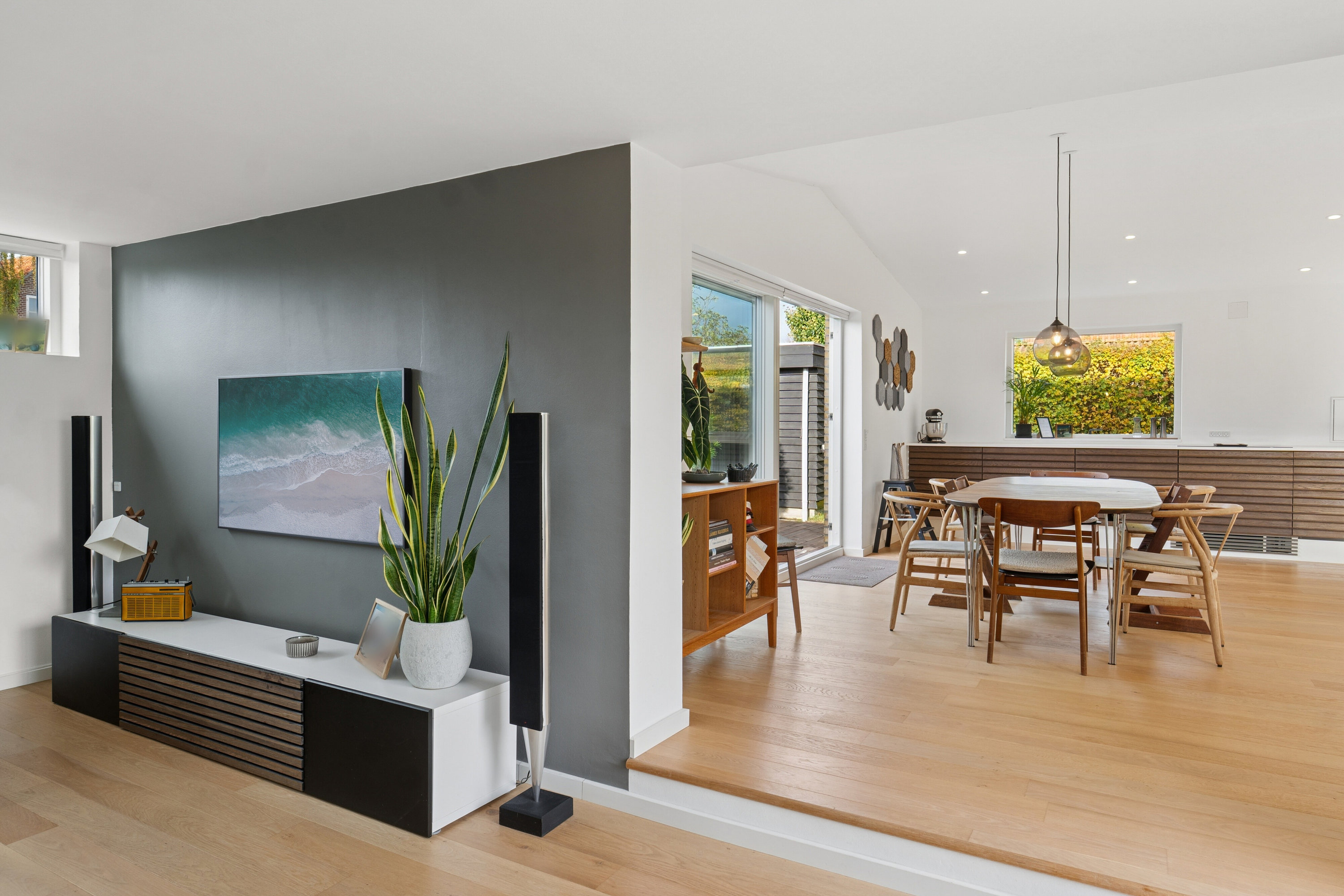 Fremhævet stue billede i fuldskærmstilstand. Billede af Falkevej 12, 2600 Glostrup