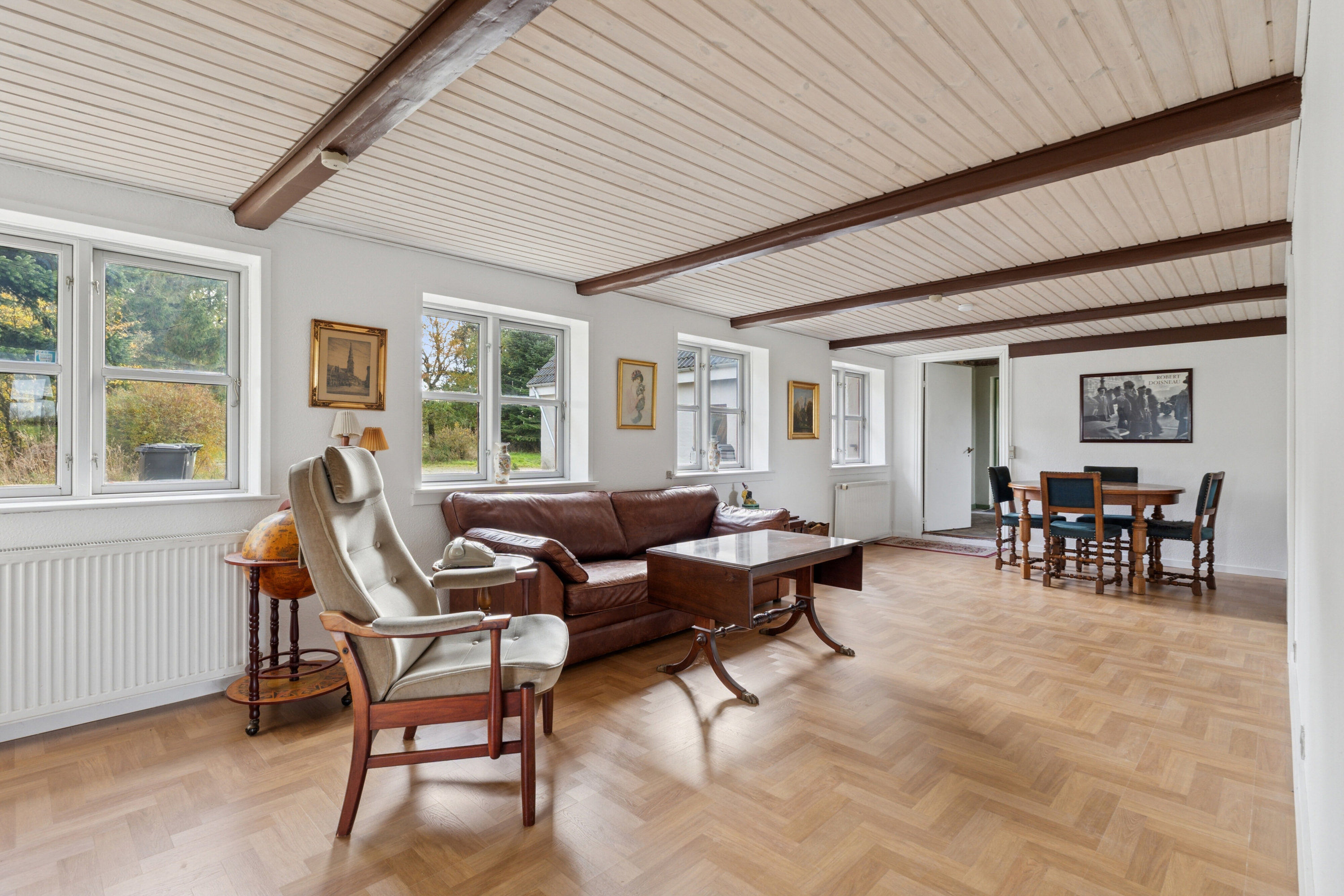 Fremhævet stue billede i fuldskærmstilstand. Billede af Vesterskov 13, Søllinge, 5750 Ringe