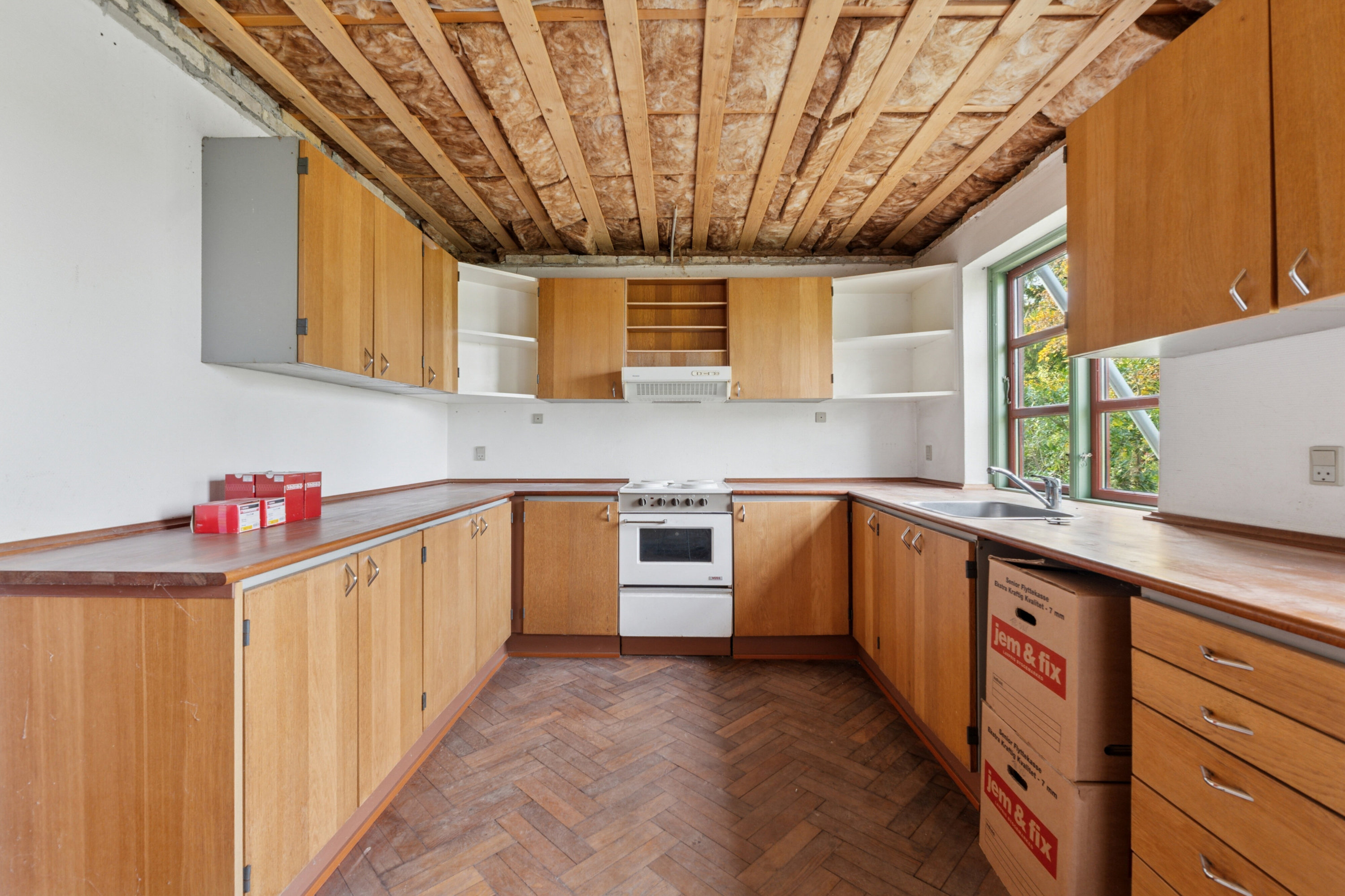 Fremhævet køkken billede i fuldskærmstilstand. Billede af Vesterskov 13, Søllinge, 5750 Ringe