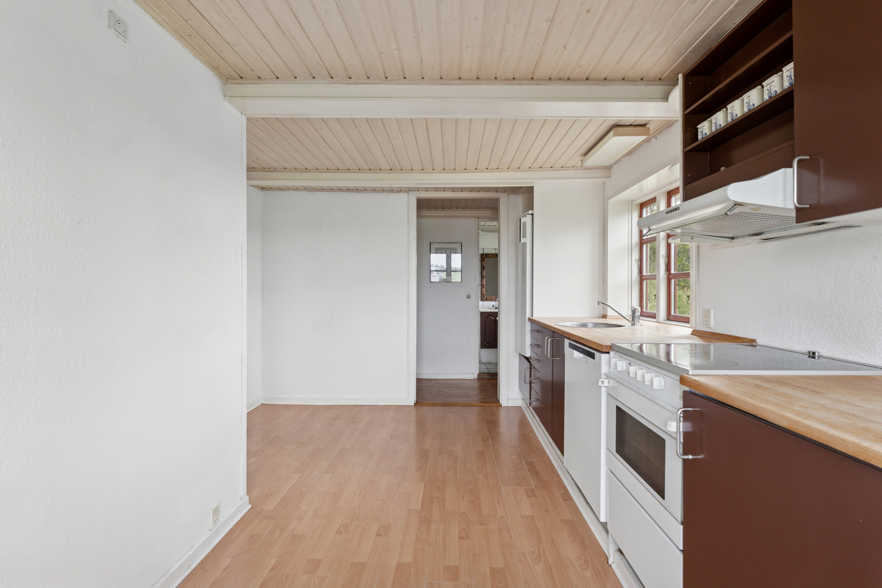 Fremhævet køkken billede i fuldskærmstilstand. Billede af Vesterskov 13, Søllinge, 5750 Ringe