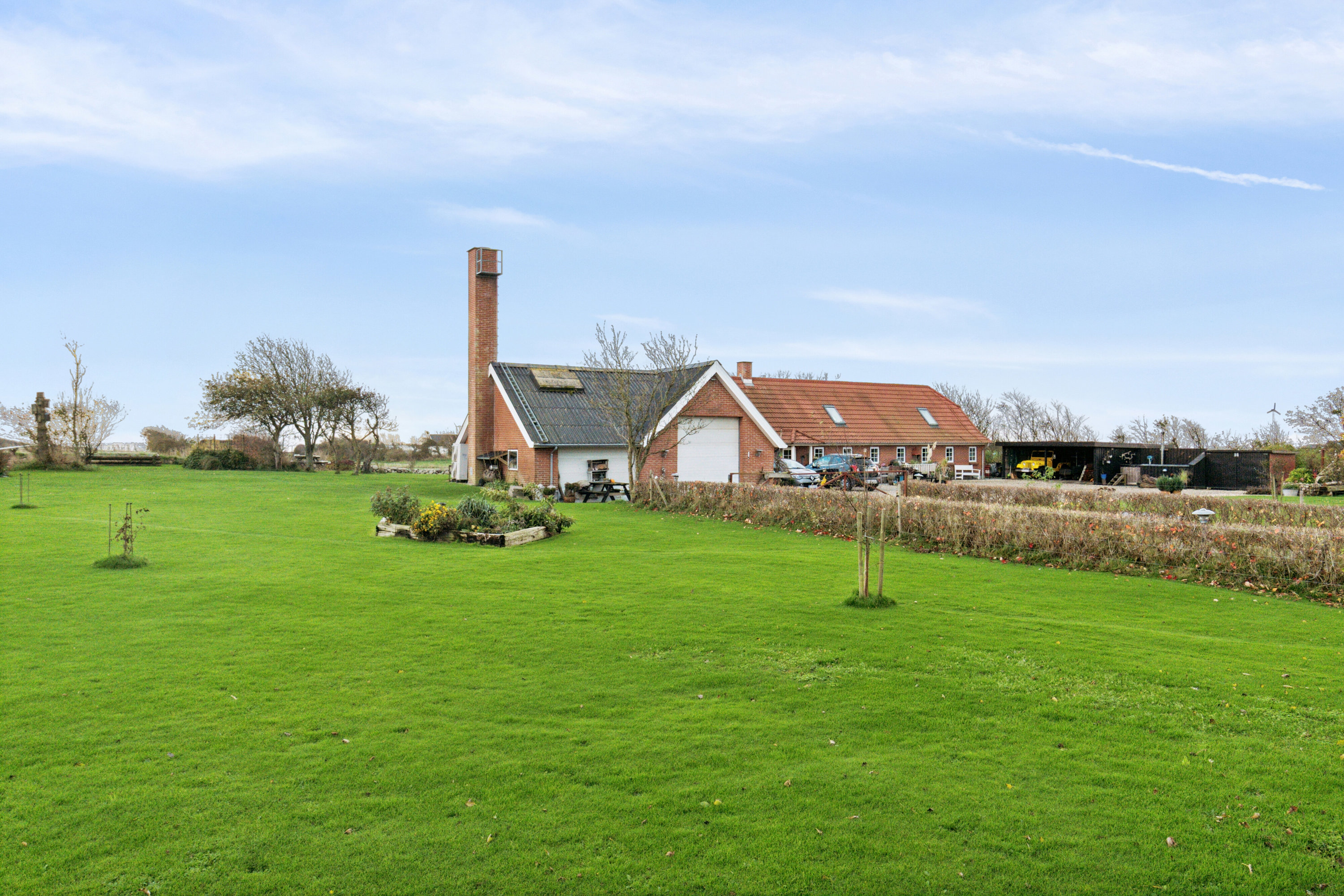 Fremhævet set fra haven billede i fuldskærmstilstand. Billede af Kobberøvej 2, 7760 Hurup Thy