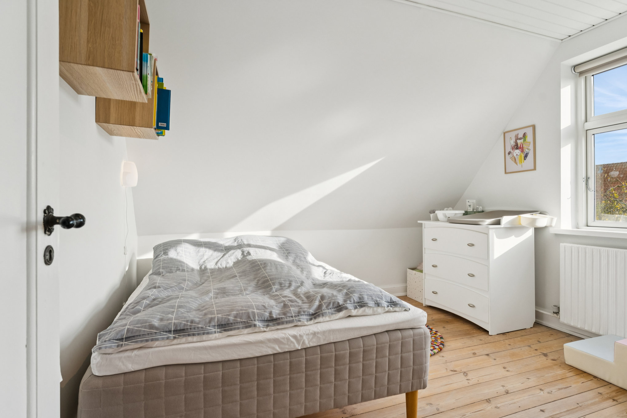 Fremhævet værelse billede i fuldskærmstilstand. Billede af Yrsavej 8, 8920 Randers NV