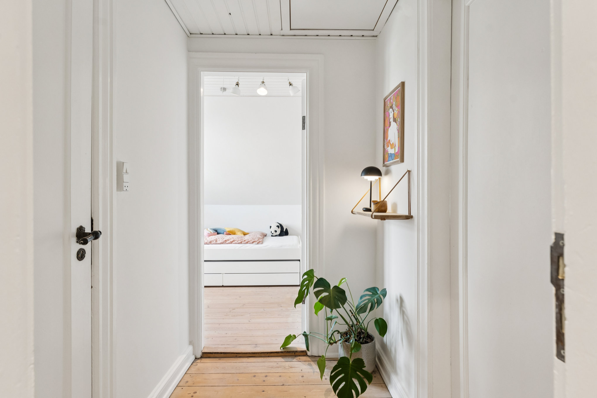 Fremhævet gang billede i fuldskærmstilstand. Billede af Yrsavej 8, 8920 Randers NV